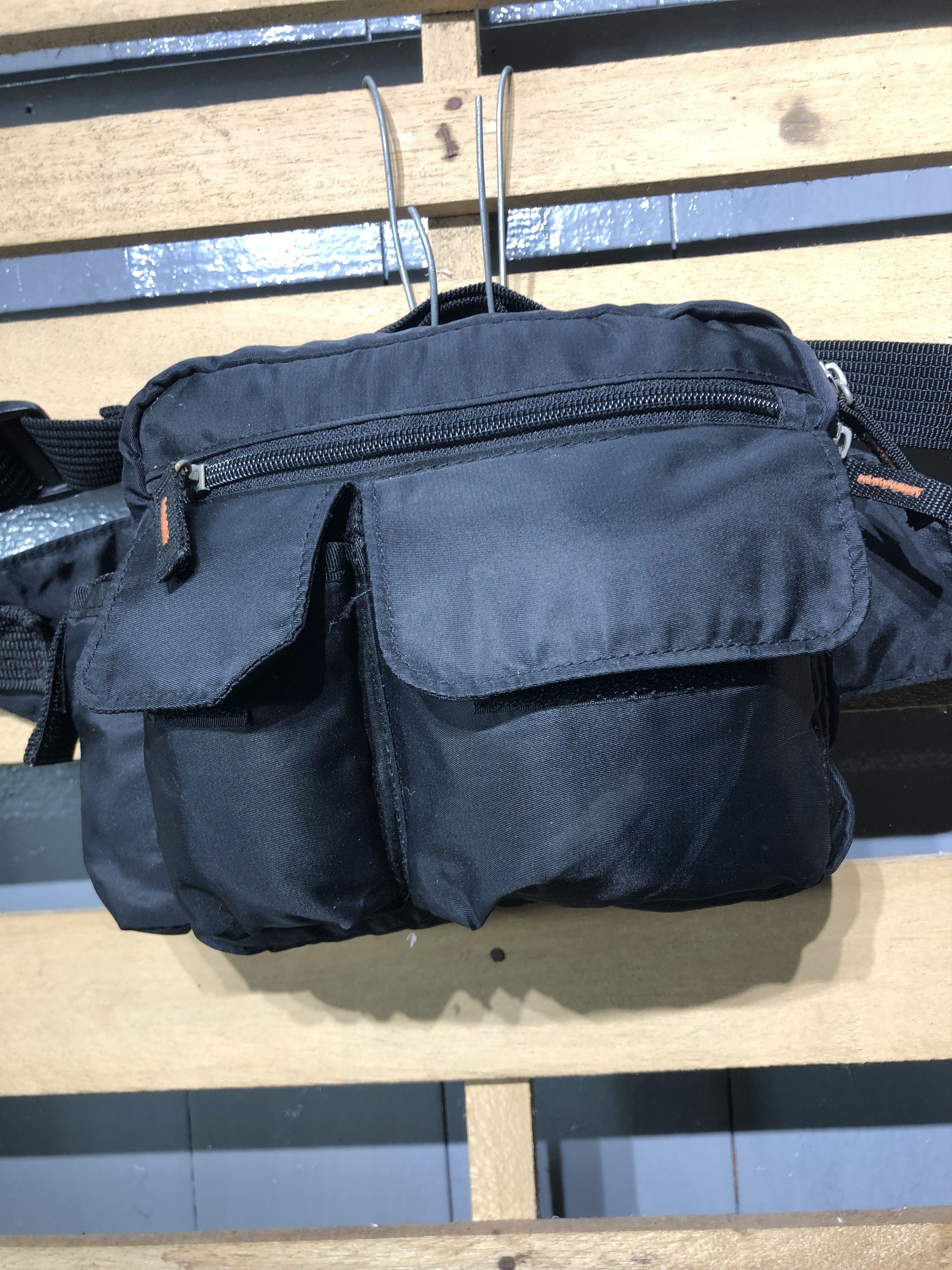 Japanese Brand Japanese Brand Style Multipocket Nylon Waistbag Size ONE SIZE - 4 Thumbnail