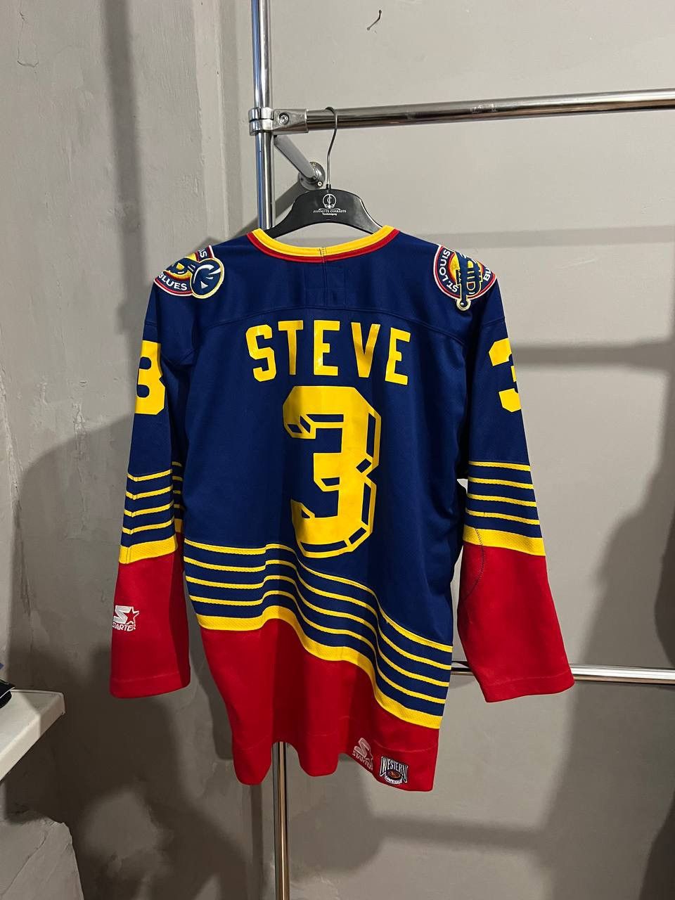 NHL 90’S ST LOUIS BLUES #3 STARTER HOCKEY JERSEY SHIRT SIZE L Size US L / EU 52-54 / 3 - 11 Thumbnail