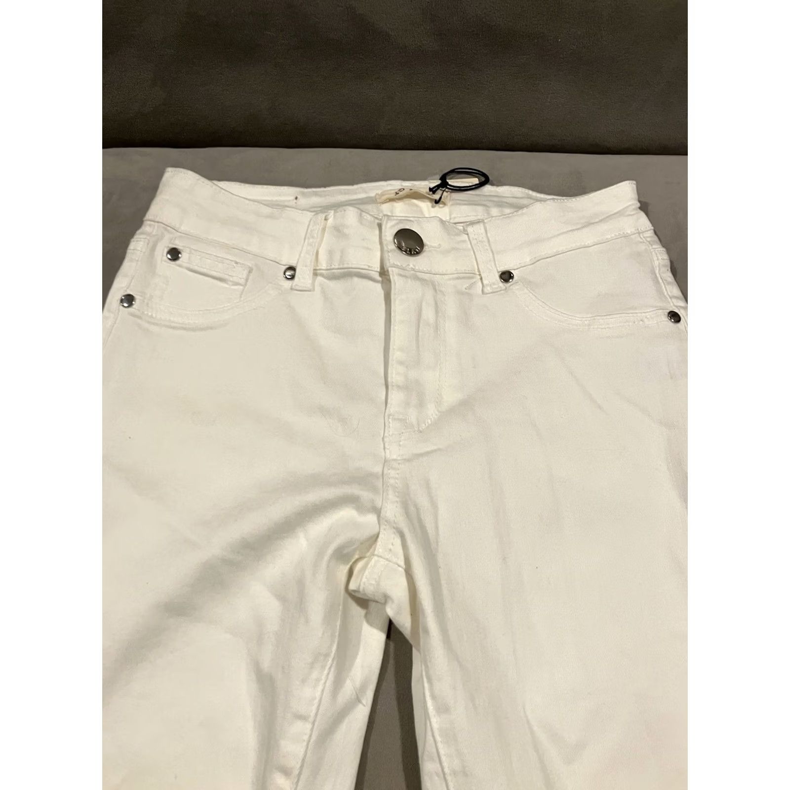 Vintage Elan White Jeans - Distressed Knee - Raw Hem - Size Small - 5-Pocket Denim Skinny Women NWT Size 28" / US 6 / IT 42 - 7 Thumbnail