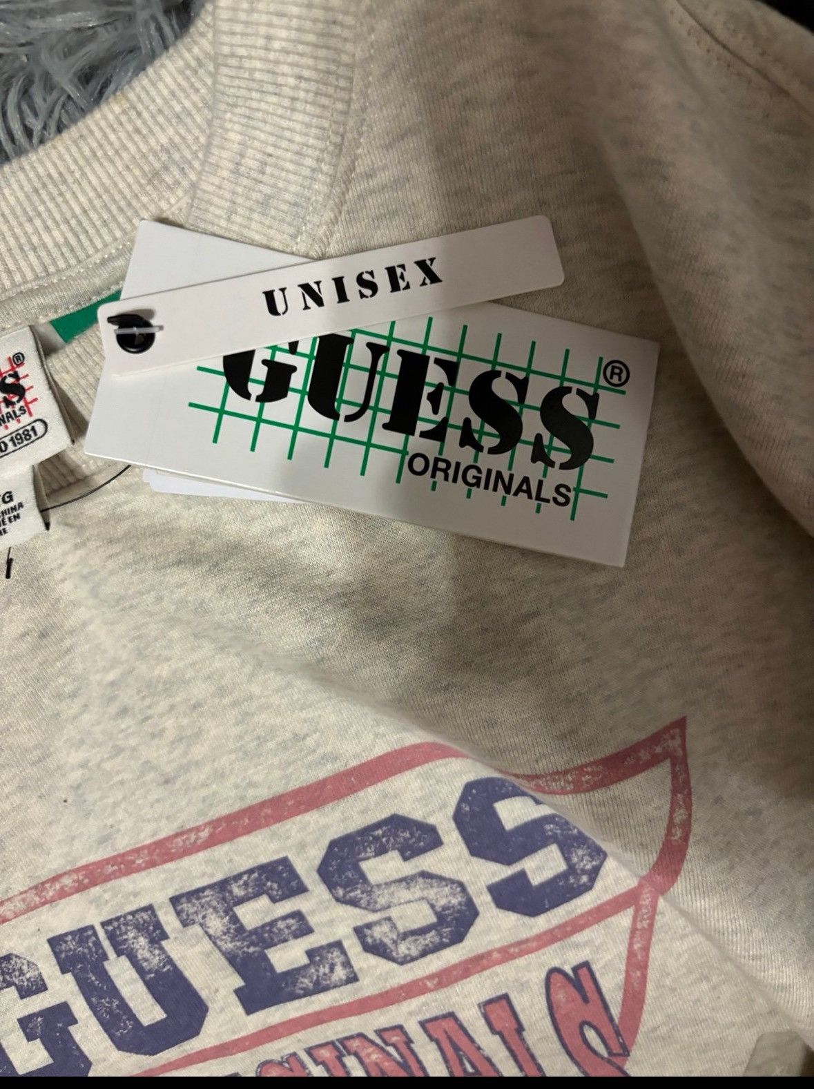 Guess Men’s Guess crew neck Size US XL / EU 56 / 4 - 4 Thumbnail