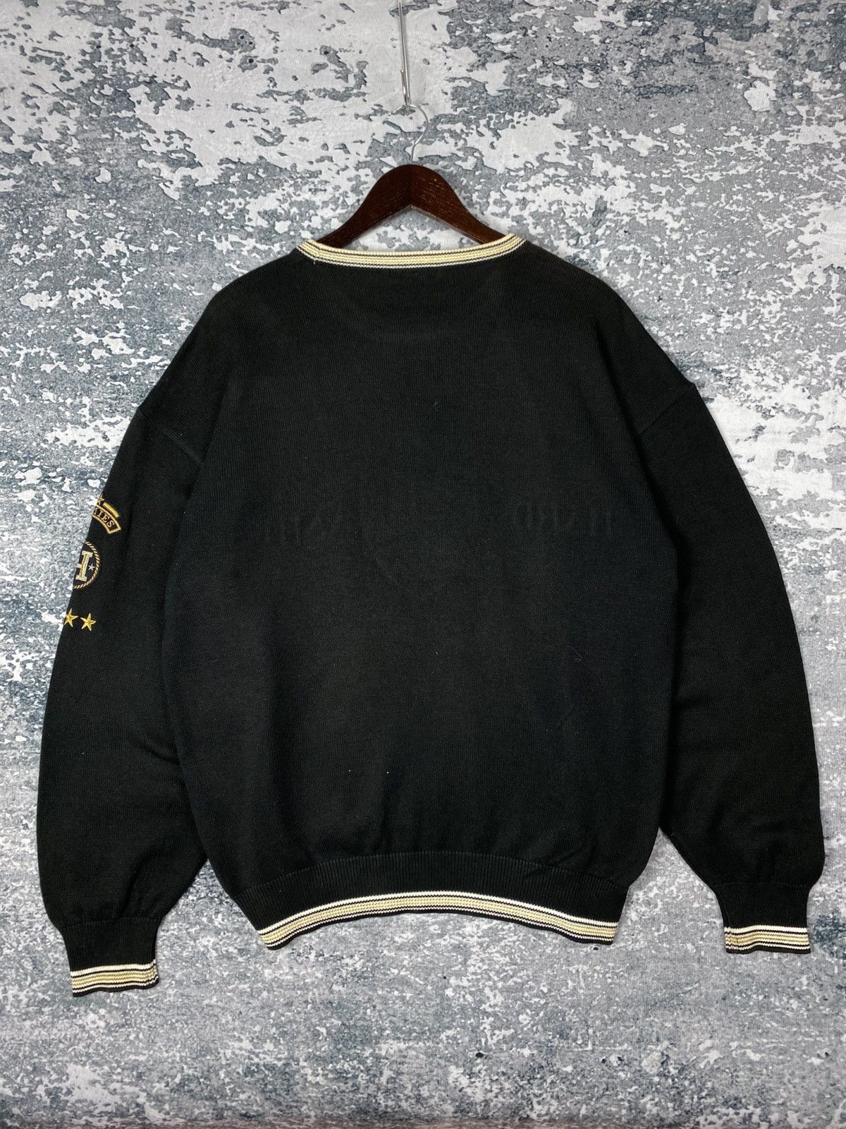 Hardy Amies Vintage Hardy Amies Perfect Design Sweatshirts Size US L / EU 52-54 / 3 - 8 Thumbnail