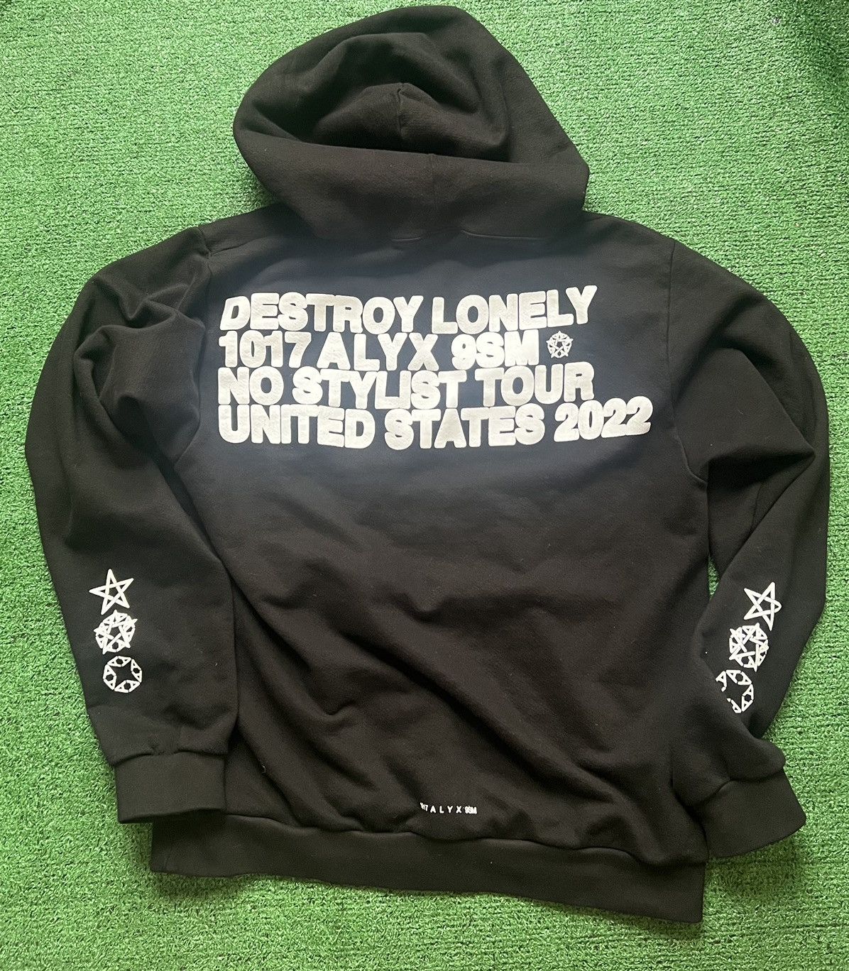 1017 alyx 9sm hotsell DESTROY LONELY NOSTYLIST TOUR HOODIE