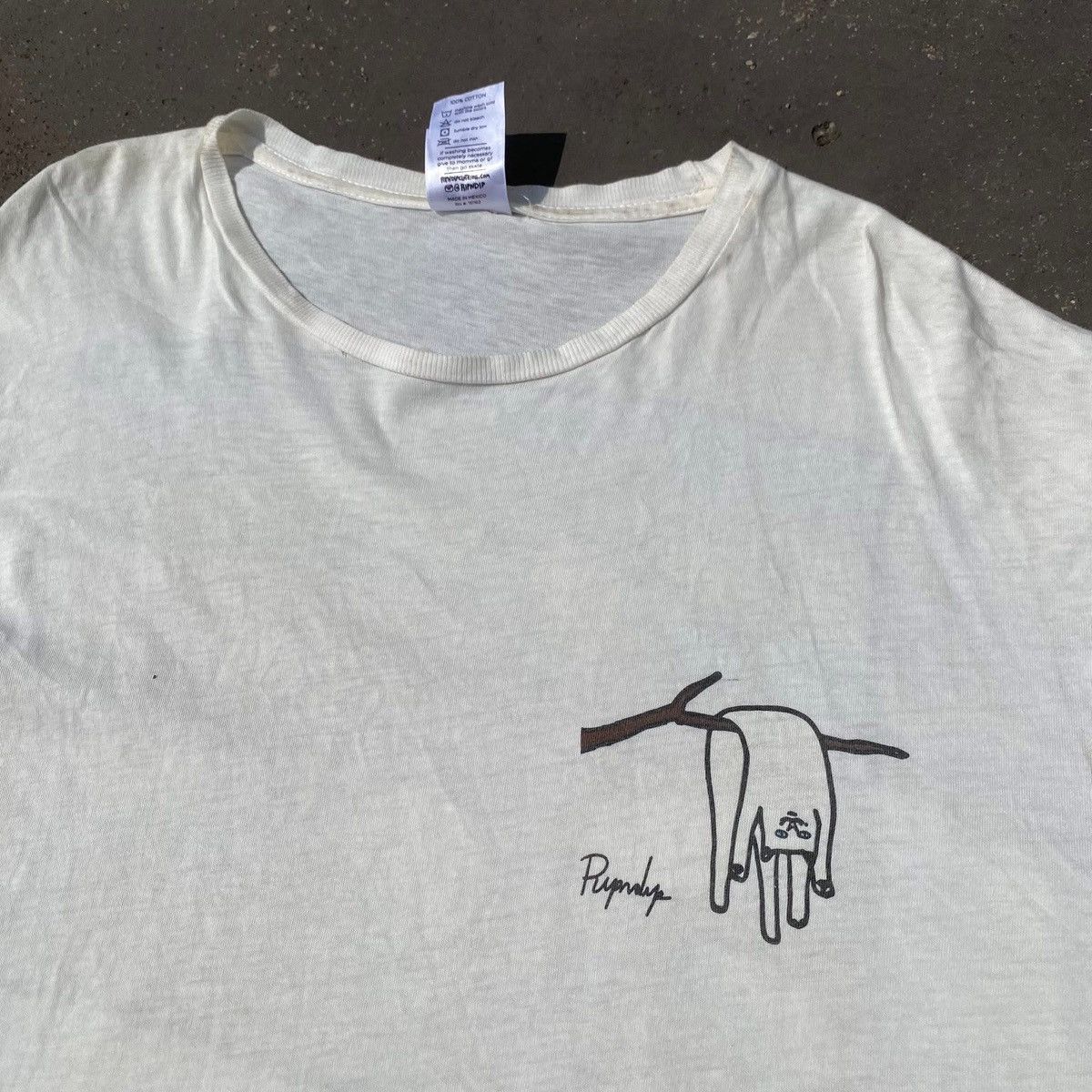 RIPNDIP RARE ‼️ RIPNDIP • Salvador Dalí Size US L / EU 52-54 / 3 - 4 Thumbnail