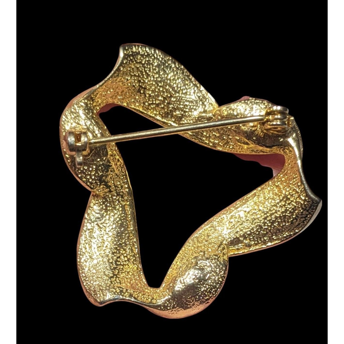 Other Vintage Triangle Ribbon Textured Gold Tone Brooch Size ONE SIZE - 2 Thumbnail