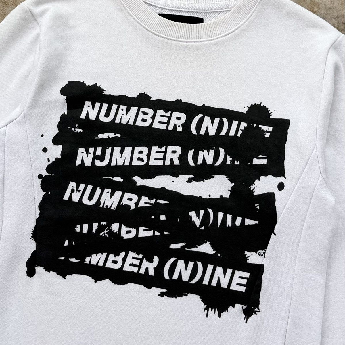 Number (N)ine NUMBER (N)INE Denim Spellout White Crewneck Size US S / EU 44-46 / 1 - 3 Thumbnail
