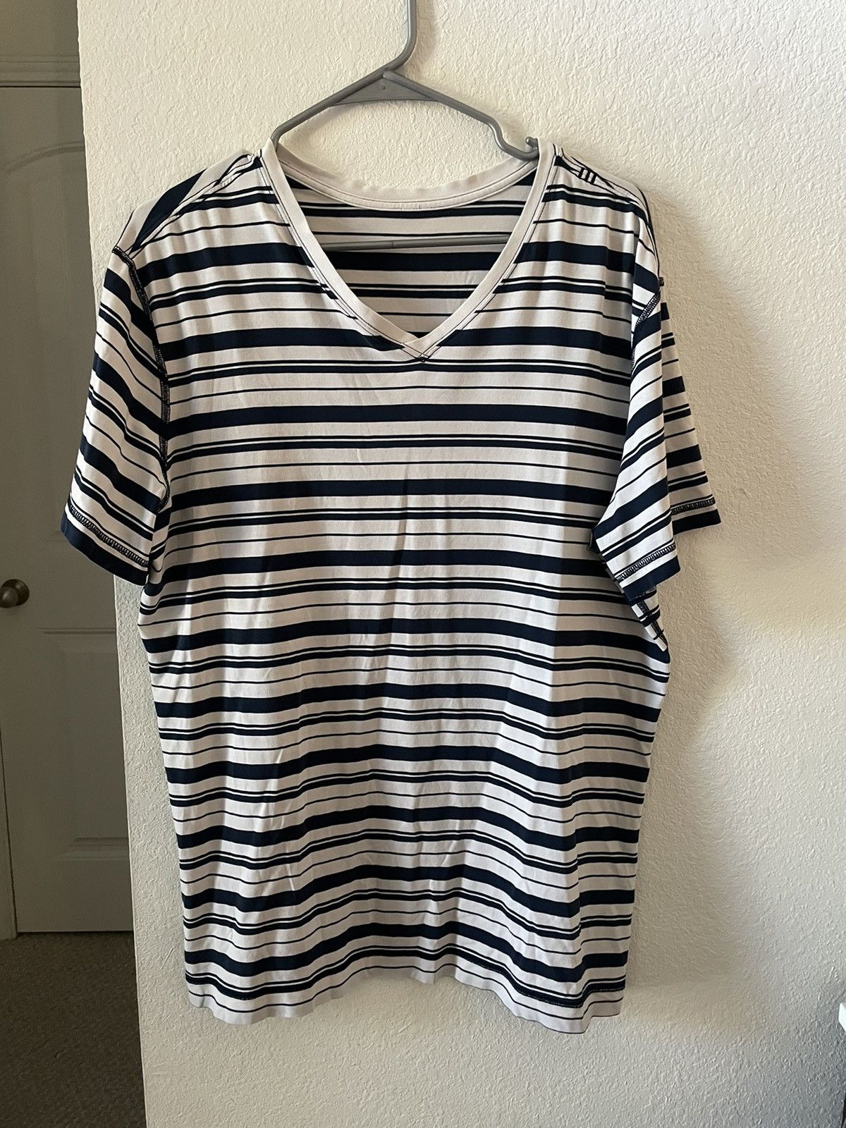 Lululemon Lululemon shirt Size US L / EU 52-54 / 3 - 1 Thumbnail