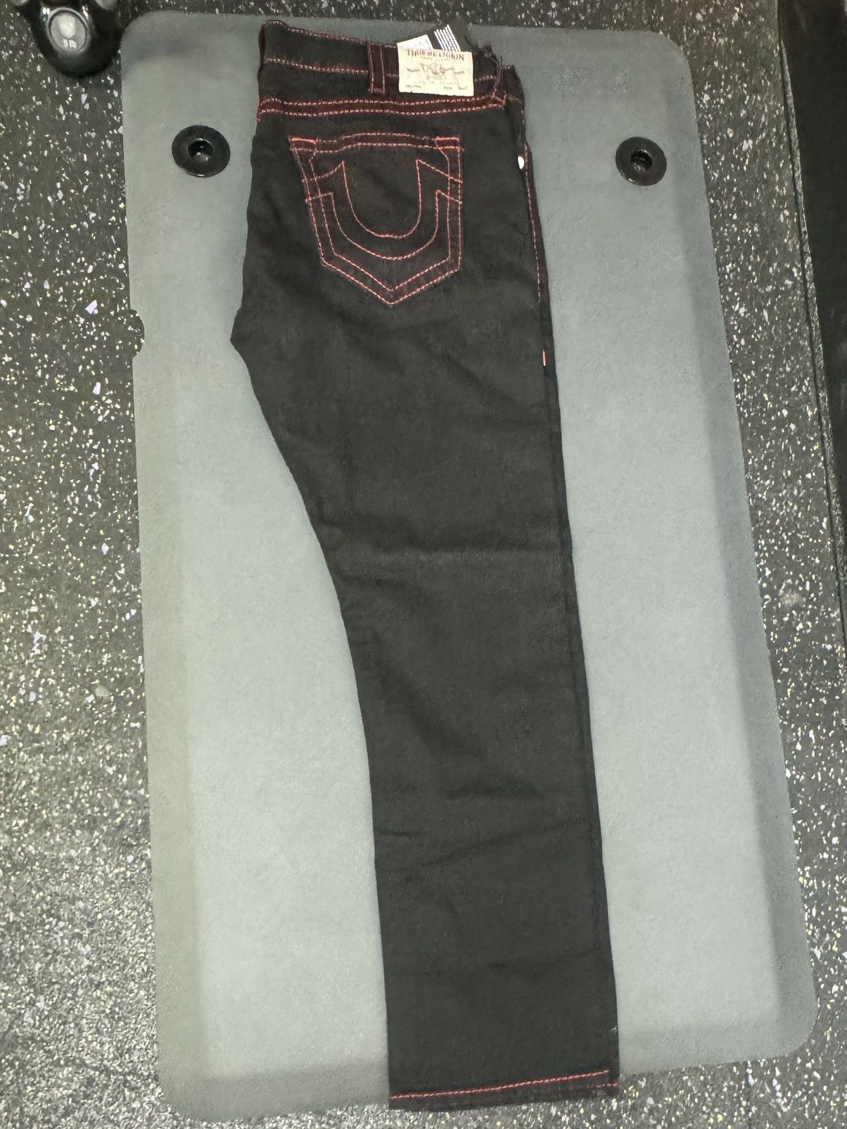 True Religion True Religion Straight Black and red Denim Jeans Size US 44 / EU 60 - 3 Thumbnail