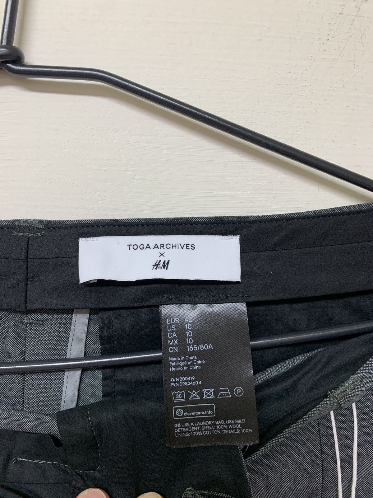 Toga Toga Archives x H&M scarf cut trousers Size 33" - 4 Thumbnail