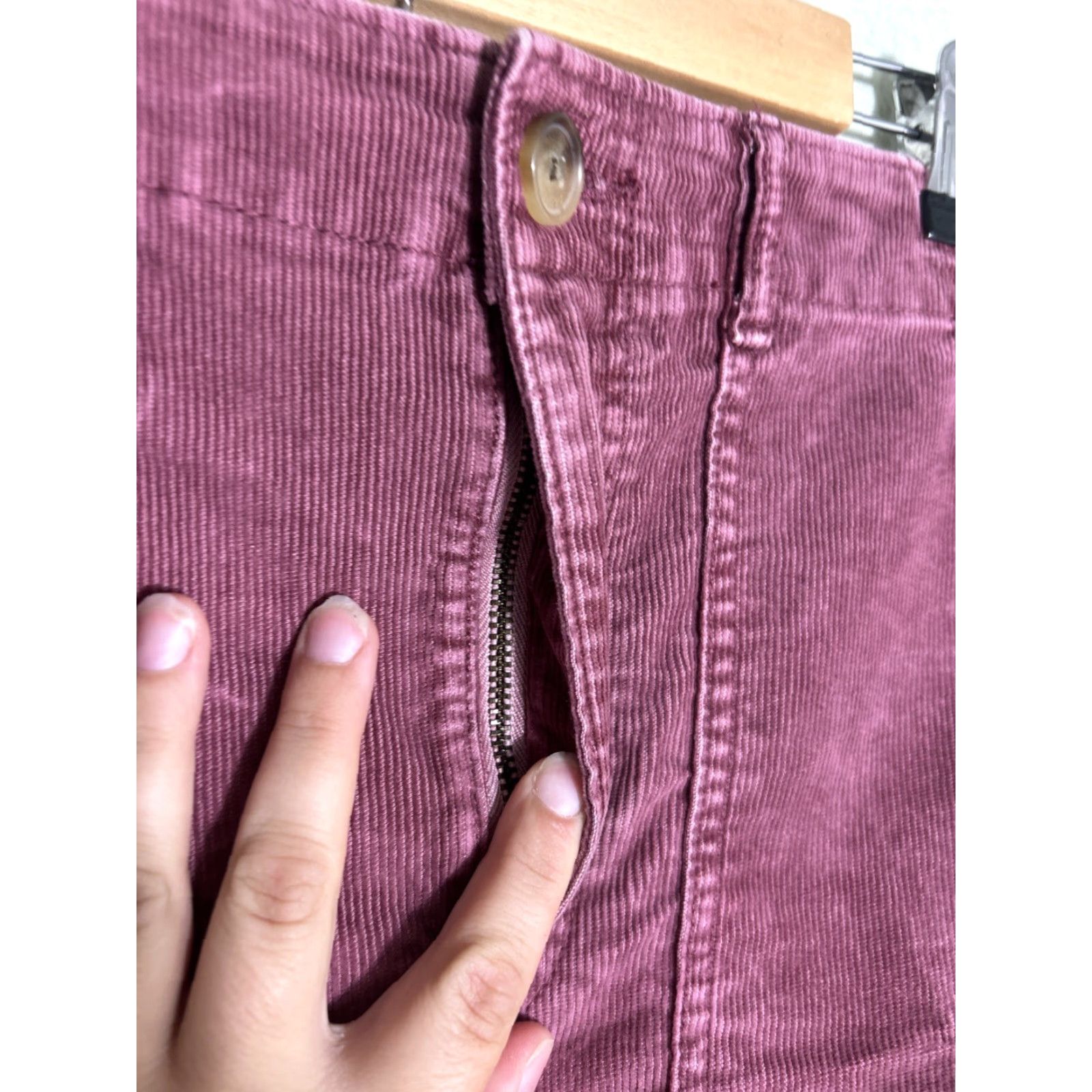 American Eagle Outfitters VINTAGE American Eagle Skirt Women 8 Corduroy Rose A-Line Short Stretch 32X16 Pink Size 30" / US 8 / IT 44 - 4 Thumbnail
