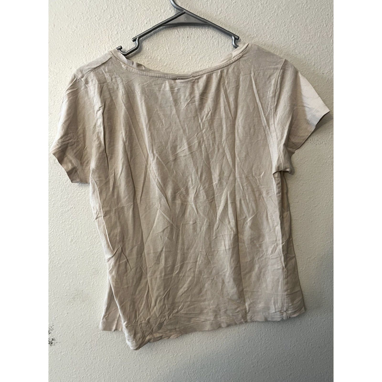 H&M H&M Basic Women’s Beige Short Sleeve T Shirt Size Medium Casual Shirt Women M Beige Casual Basic Size M / US 6-8 / IT 42-44 - 5 Thumbnail