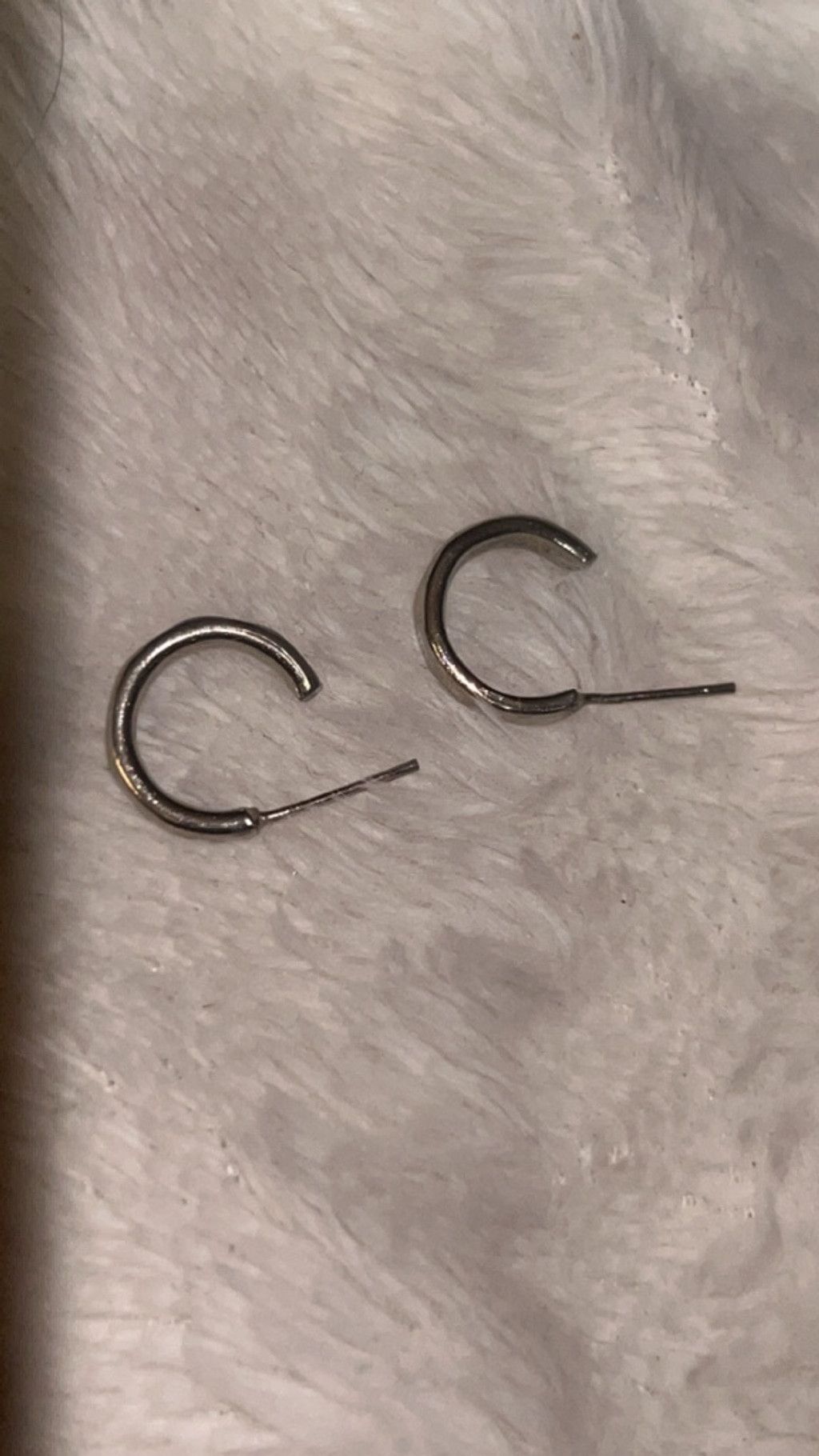 The Unbranded Brand Women's Unbranded Silver Tone Hoop Earrings One Size Size ONE SIZE - 2 Thumbnail
