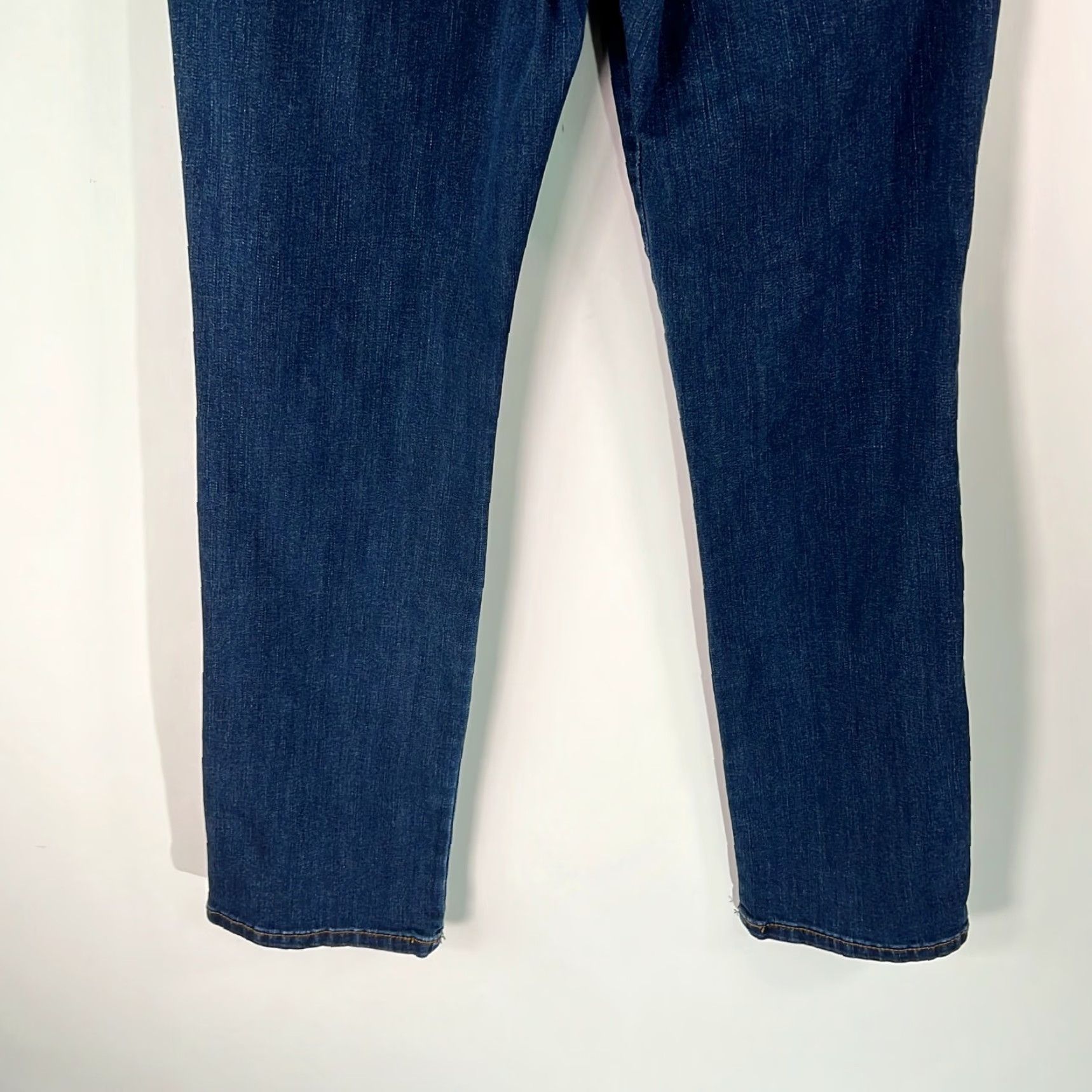 Lee Lee Womens Straight Jeans Size 1 Blue High Rise In instantly Slim Relaxed Fit 5-Pocket Denim 30in Inseam Women Jeans Size 25" / US 0 / IT 36 - 6 Thumbnail