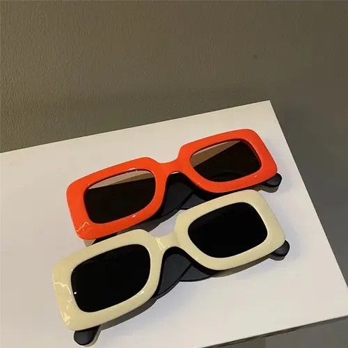 Designer × Vintage Retro triangular cat-eye sunglasses Size ONE SIZE - 2 Thumbnail