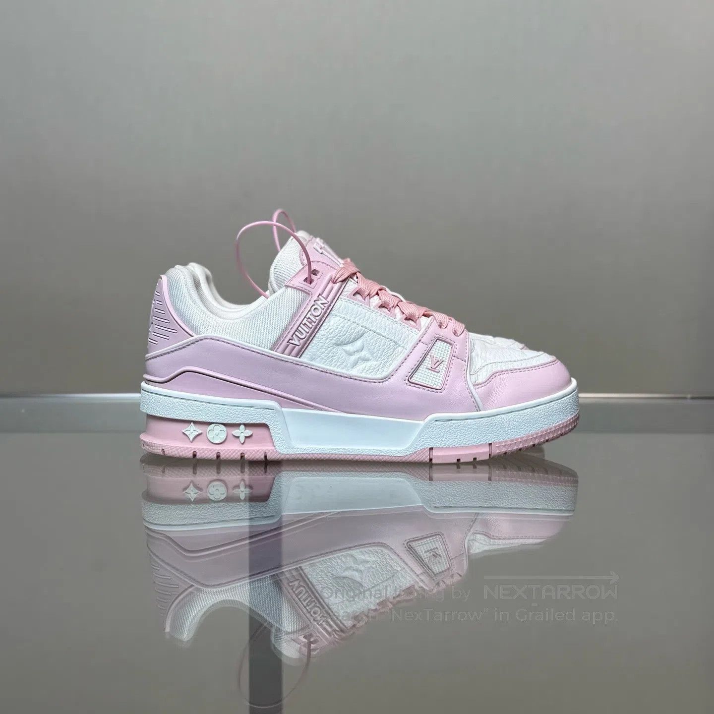 Louis Vuitton Louis Vuitton Trainer 25 White Powder shoes Size US 5.5 / IT 35.5 - 4 Thumbnail