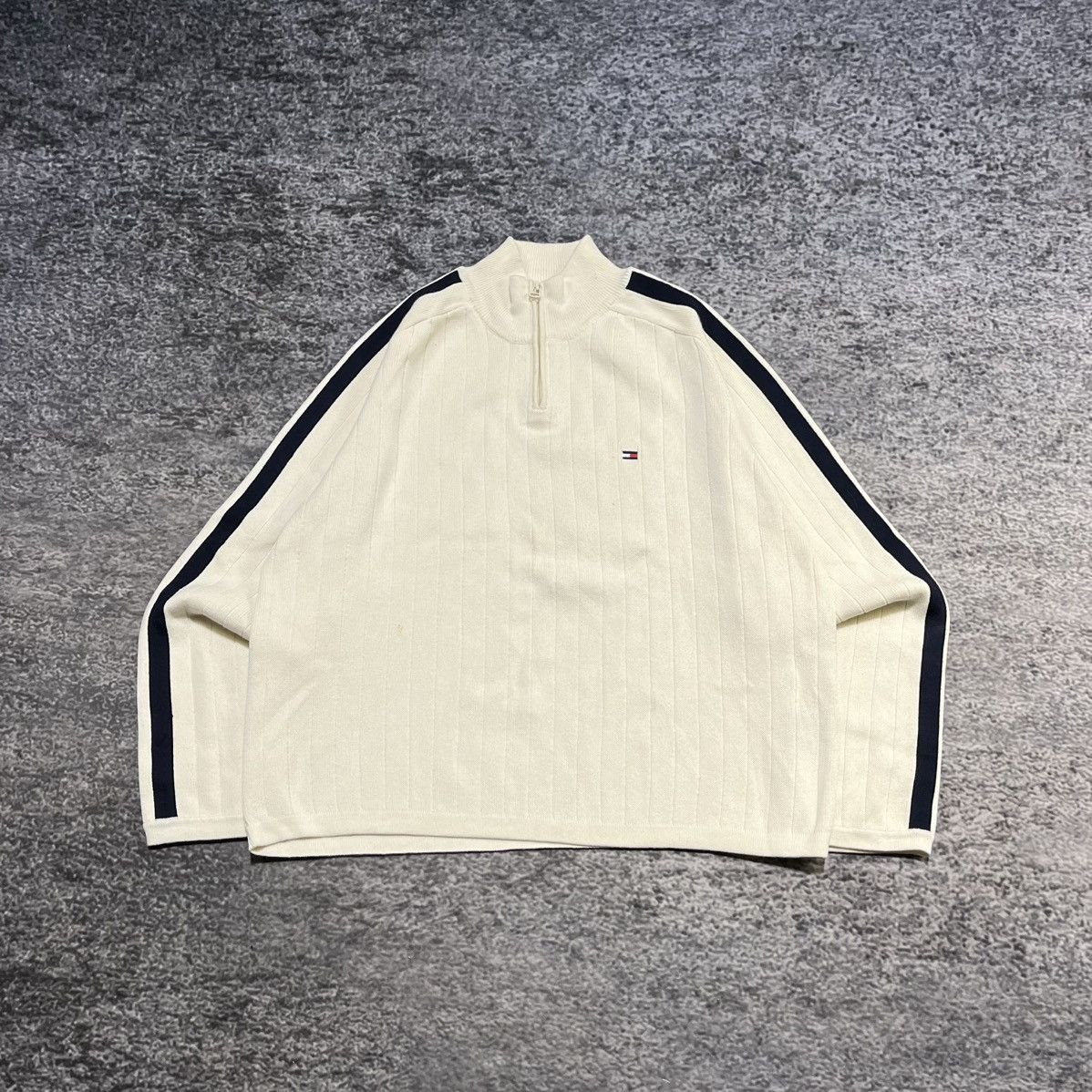 Tommy Hilfiger Vintage Tommy Hilfiger Y2K Skater White 1/4 Zip Sweater XXL Size US XXL / EU 58 / 5 - 1 Thumbnail