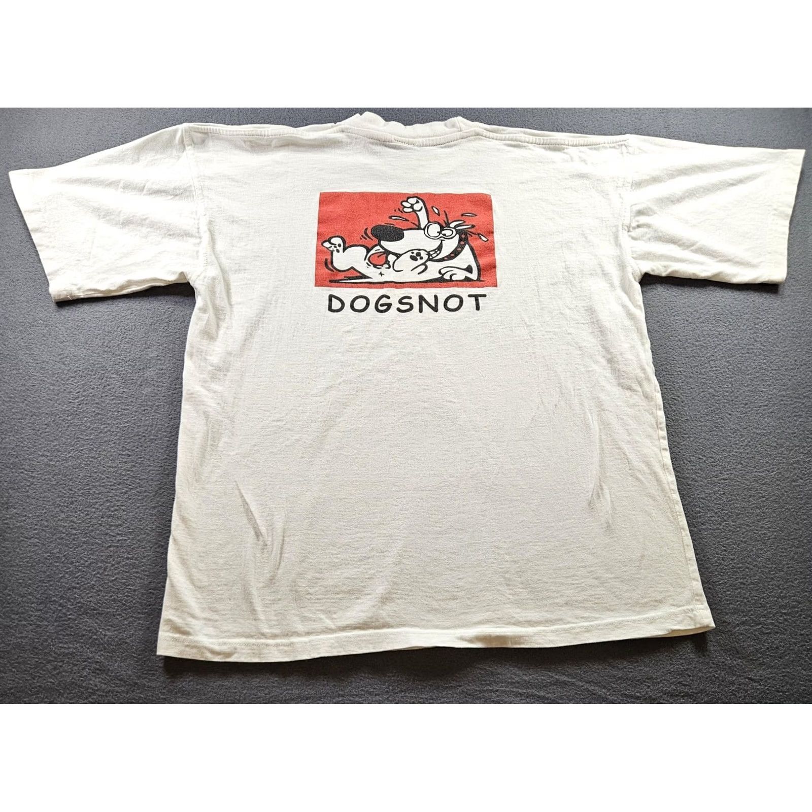 Vintage VINTAGE Seagull Shirt Mens 2XL White Dog Cartoon Graphic Tee Short Sleeve Crew Neck Cotton PNG? Size US XXL / EU 58 / 5 - 7 Thumbnail