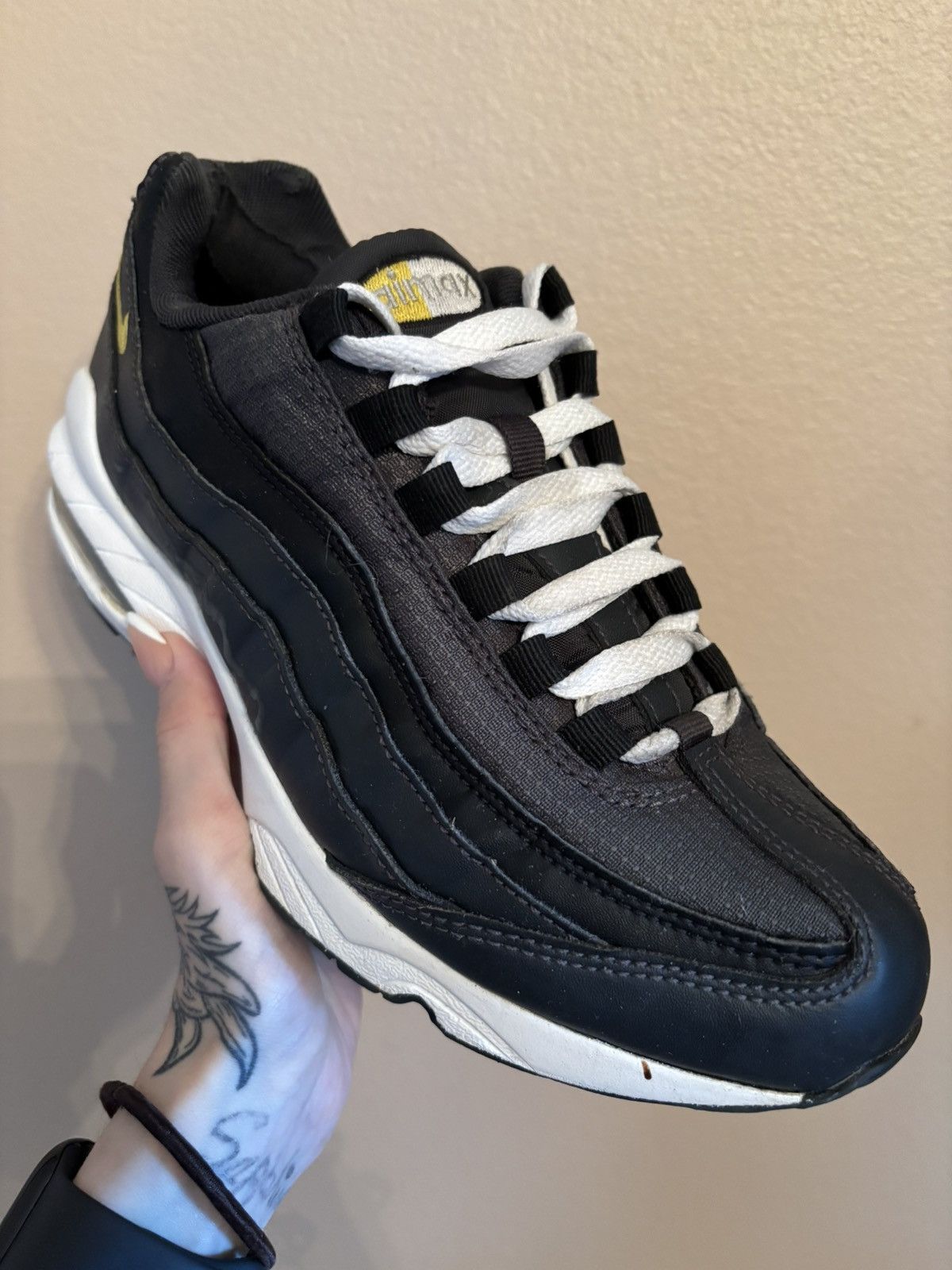 Nike Nike Air Max 95 GS 'Anthracite Amarillo' Size US 7 / EU 40 - 2 Thumbnail