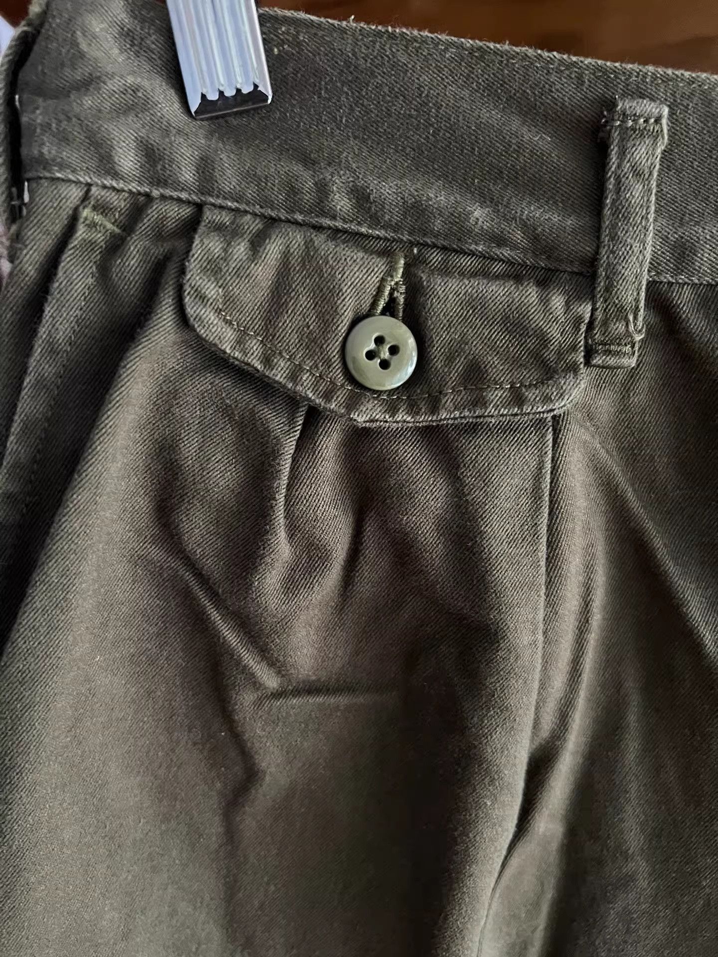 BARNS OUTFITTERS Barns Olive Casual Shorts Size US 26 / EU 42 - 4 Thumbnail