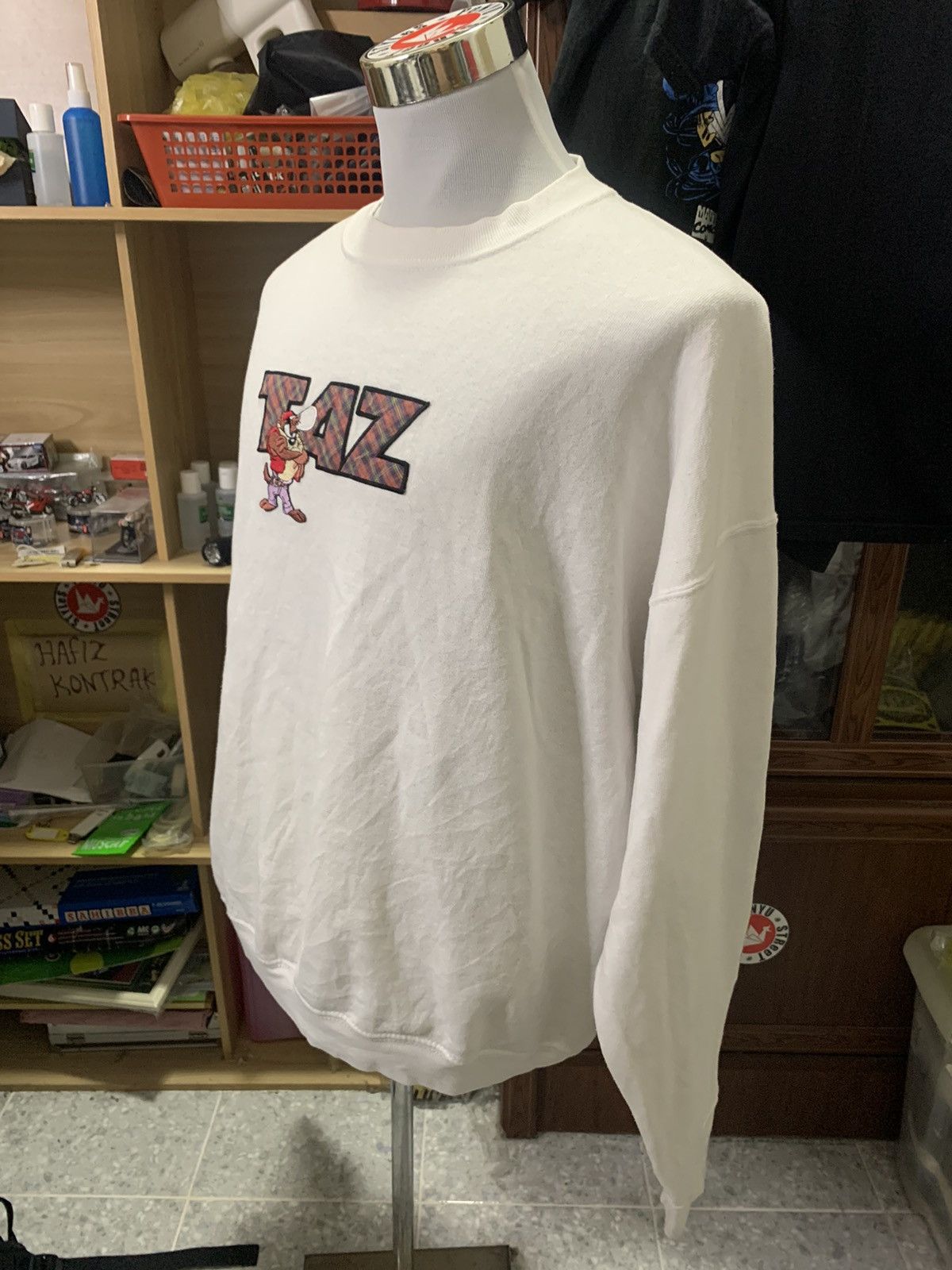 Vintage × Warner Bros Vintage 90s TASMANIAN DEVIL and TAZ Warner Bros Sweatshirt Size US XL / EU 56 / 4 - 3 Thumbnail
