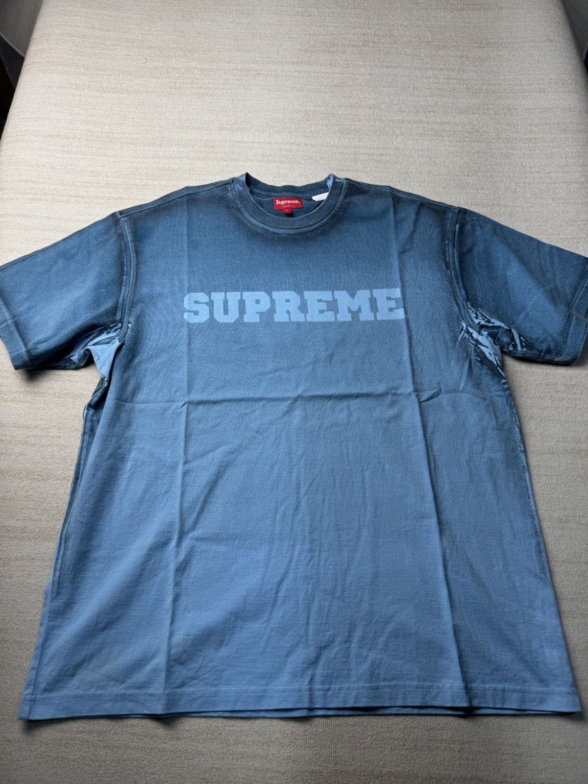 Supreme Gradient top Size US L / EU 52-54 / 3 - 1 Thumbnail