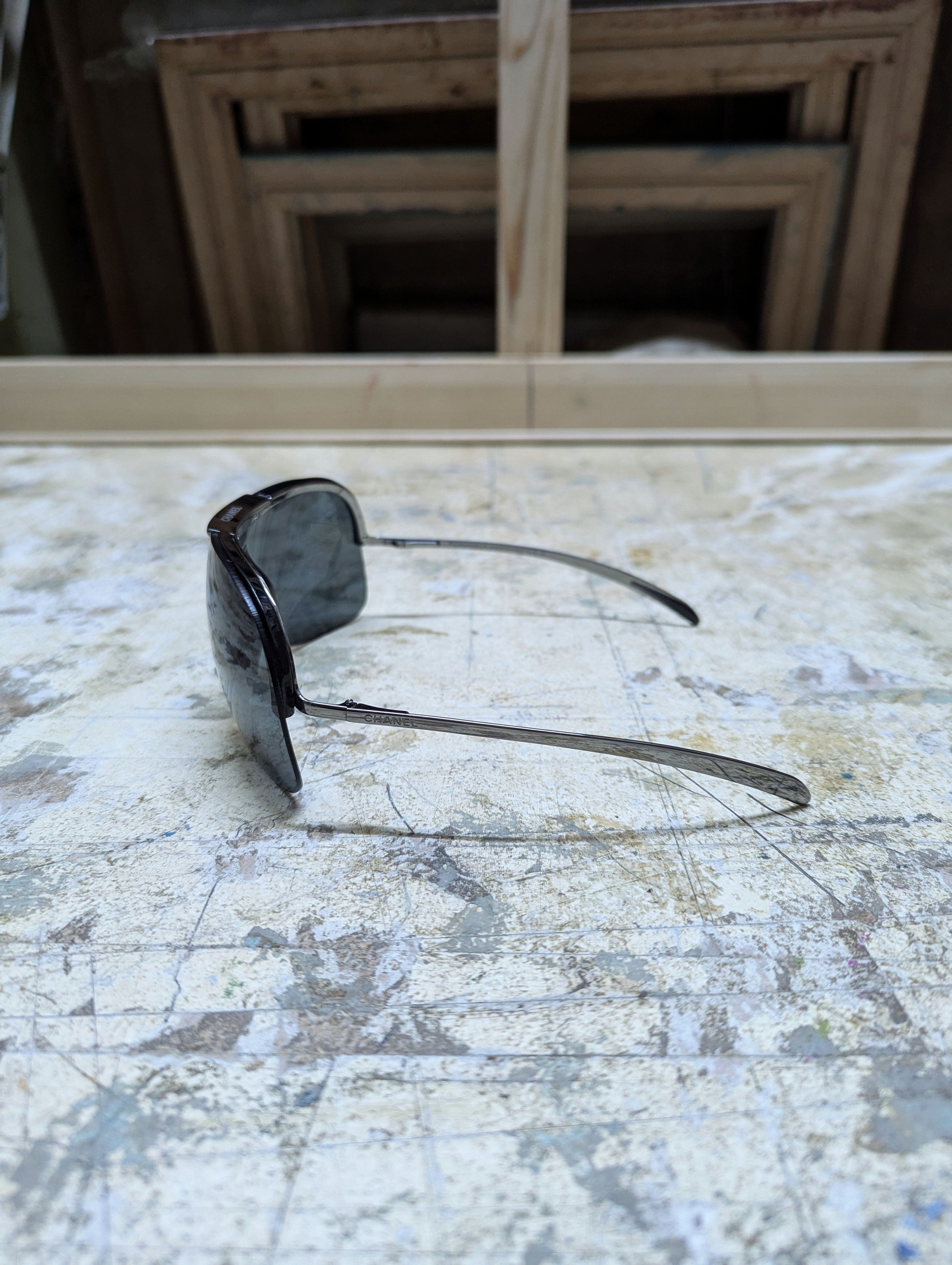 Chanel 00s Chanel Shield Rimless Sunglasses Size ONE SIZE - 3 Thumbnail