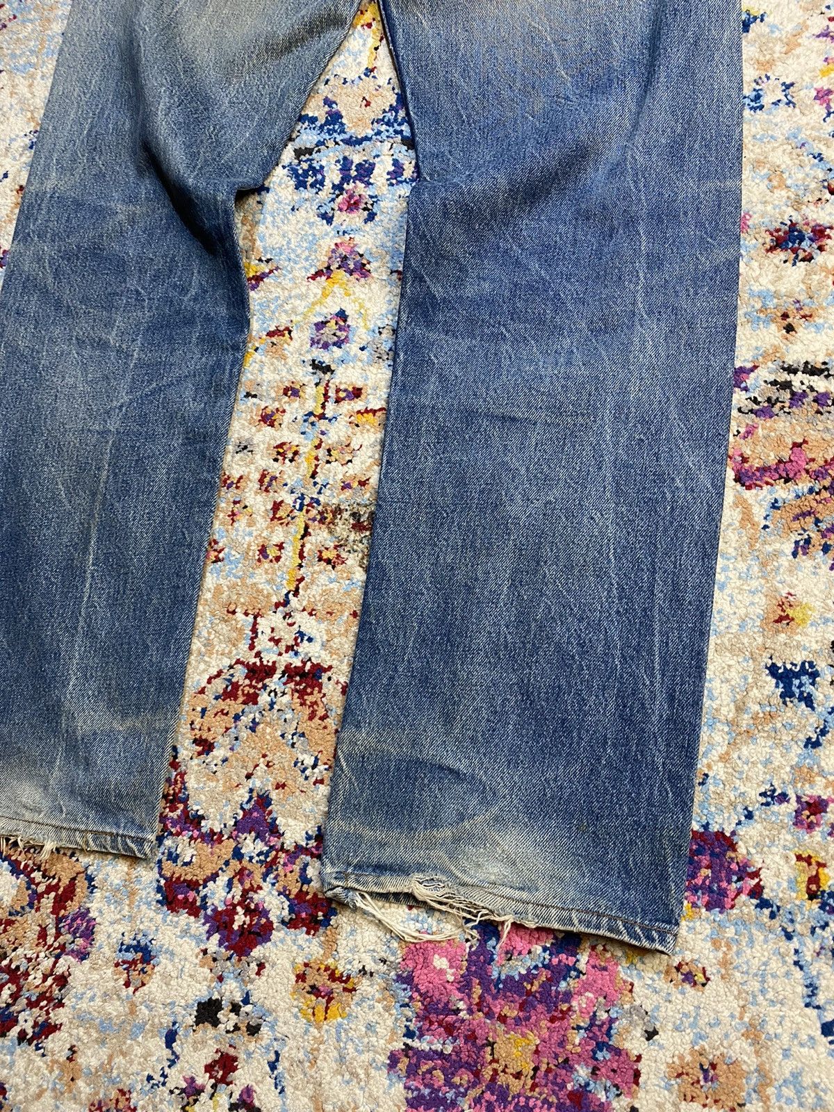 Levi's × Vintage 1980s Levis 501 Slim Fit Button Fly Distressed Blue Jeans Size US 32 / EU 48 - 6 Thumbnail