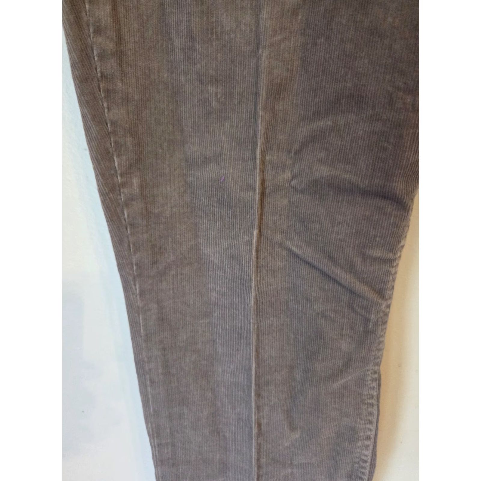 Talbots Talbots Flawless Five Pocket Gray Corduroy Pants Petites Size 10 Straight Womens Size 32" / US 10 / IT 46 - 6 Thumbnail