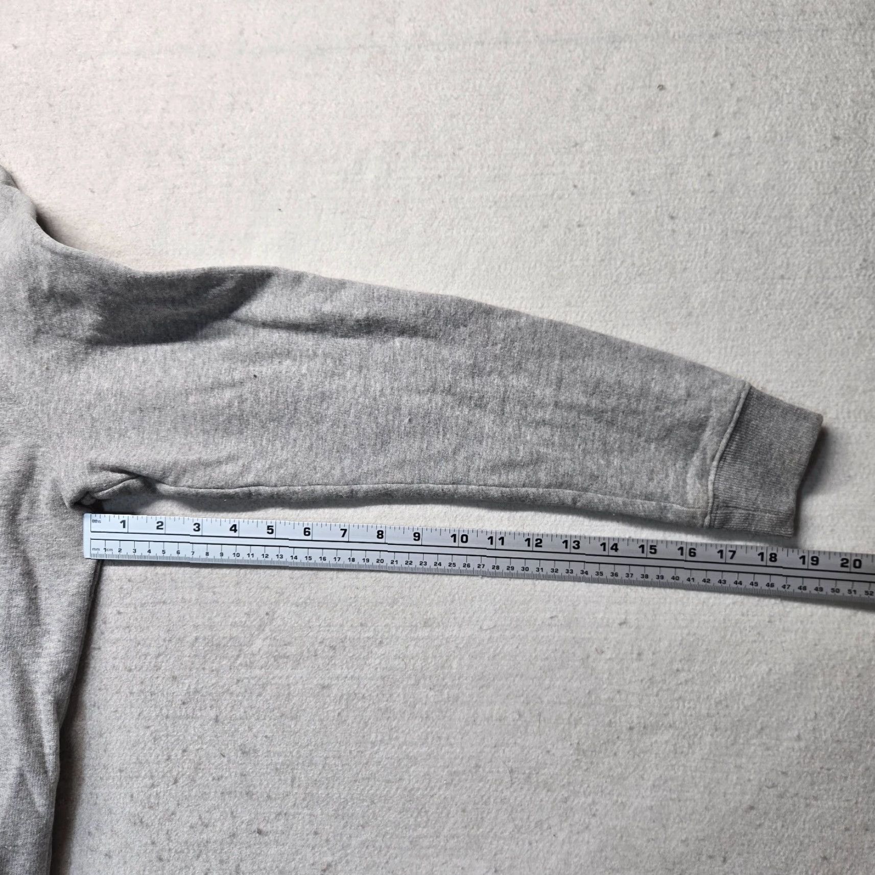 Southern Proper VINTAGE Southern Proper Gray Pullover Sweater Women's Size S Crew Neck Acrylic Long Sleeve Fall Winter Women Size S / US 4 / IT 40 - 7 Thumbnail