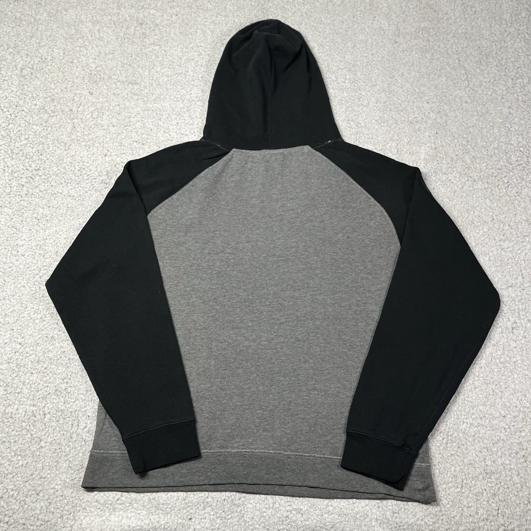 Vintage A Day To Remember Hoodie Mens M Band Rock Common Courtesy ADTR Merch Tour Black Cotton Fleece Logo Hooded Vintage Mens Size US M / EU 48-50 / 2 - 5 Thumbnail