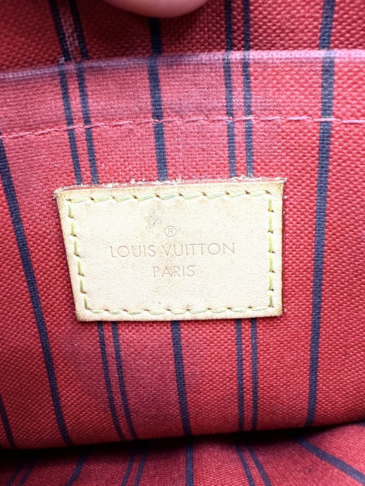 Louis Vuitton Louis Vuitton Neverfull MM Pouch wristlet wallet Size ONE SIZE - 15 Thumbnail