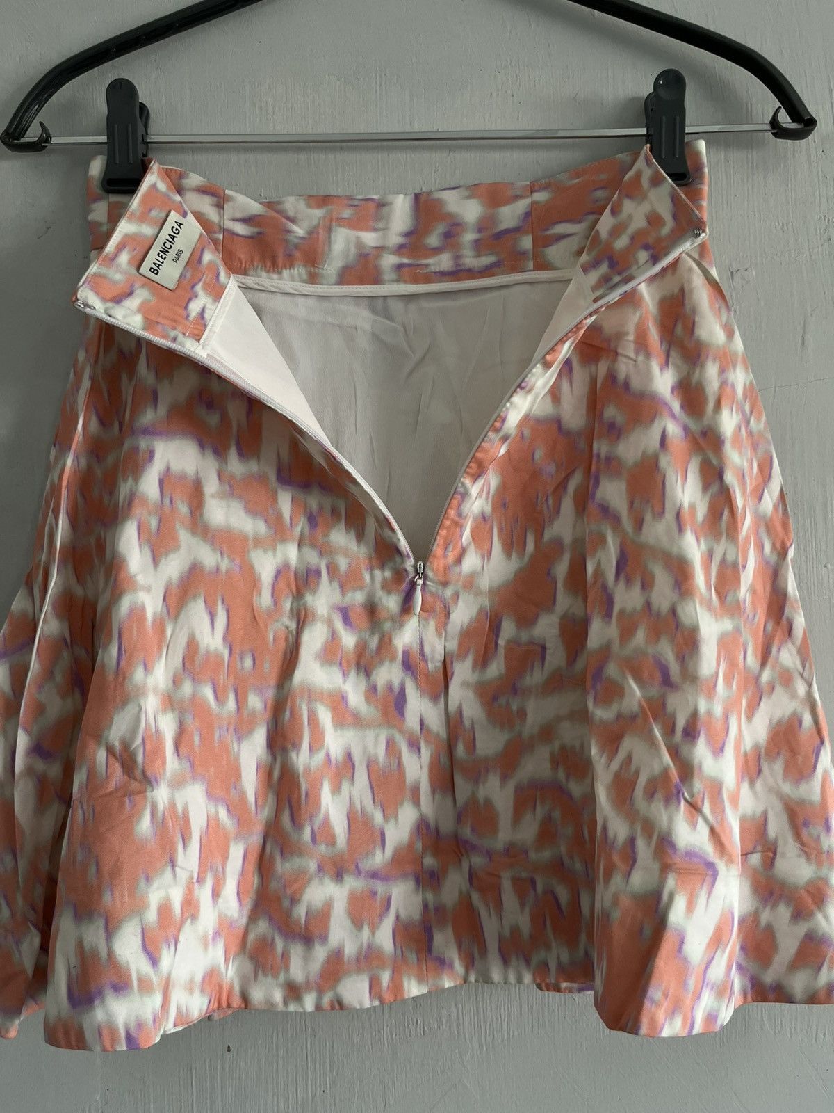 Balenciaga SS14 Balenciaga Cloqué Graphic Print Peach & Purple Size 25" / US 0 / IT 36 - 5 Thumbnail