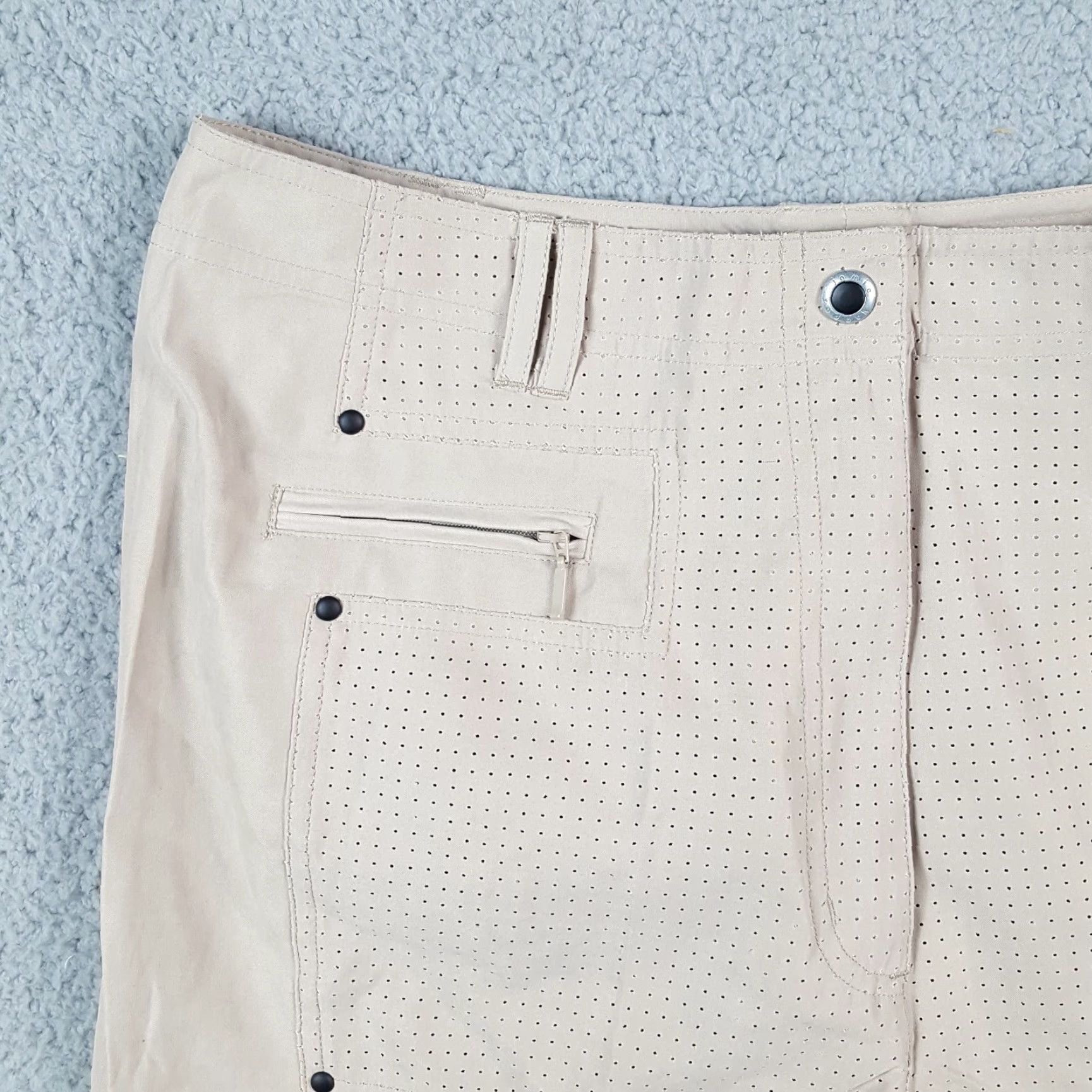 Vintage VINTAGE Jamie Sadock Chino Shorts Womens 16 Beige Lightweight Athletic High Waist Relaxed 90s Bohemian Retro Preppy Casual Fashion Summer Womens Size 38" / US 16 / IT 52 - 2 Thumbnail