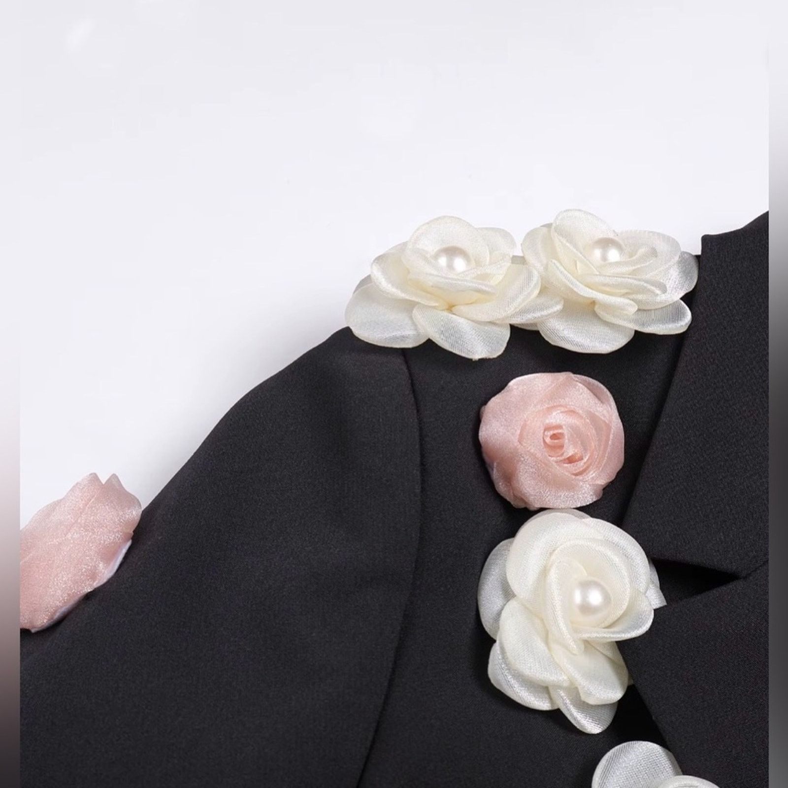 Other New Chic Black Floral Women's Blazer size S Size S / US 4 / IT 40 - 4 Thumbnail