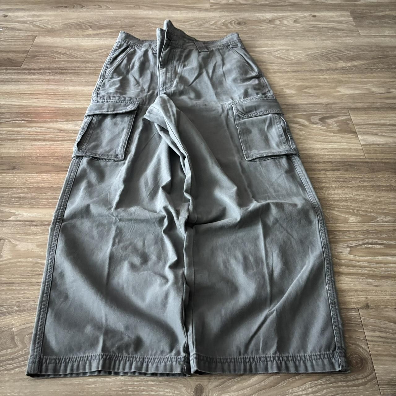 Vintage Crazy Vintage Y2K/20000s Baggy Grey Skater Style Cargo Pants! 36x29 Size US 36 / EU 52 - 2 Thumbnail