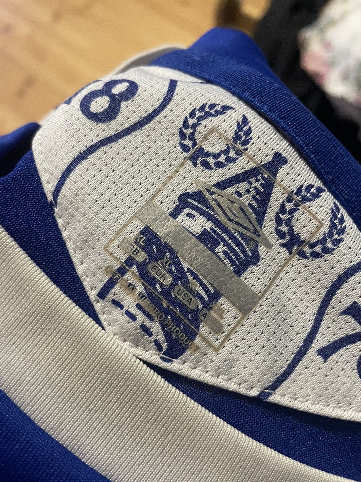 Umbro × Vintage FC Everton 2006 2007 home soccer shirt jersey kit football Size US XL / EU 56 / 4 - 7 Thumbnail