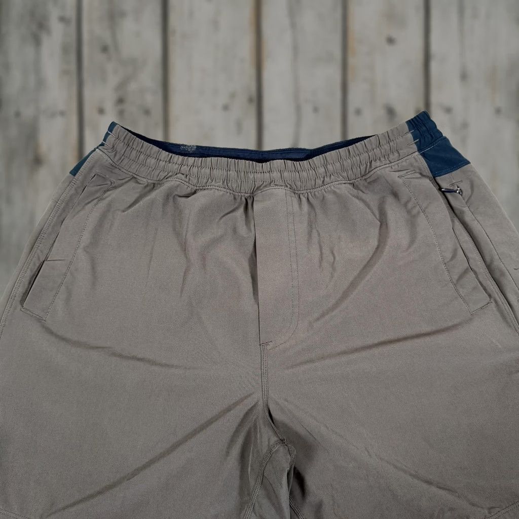 Vintage Birddogs Shorts Mens L Gray Lined Athletic Running Gym Performance Stretch Pockets Drawstring Pocket Size US 33 - 1 Thumbnail