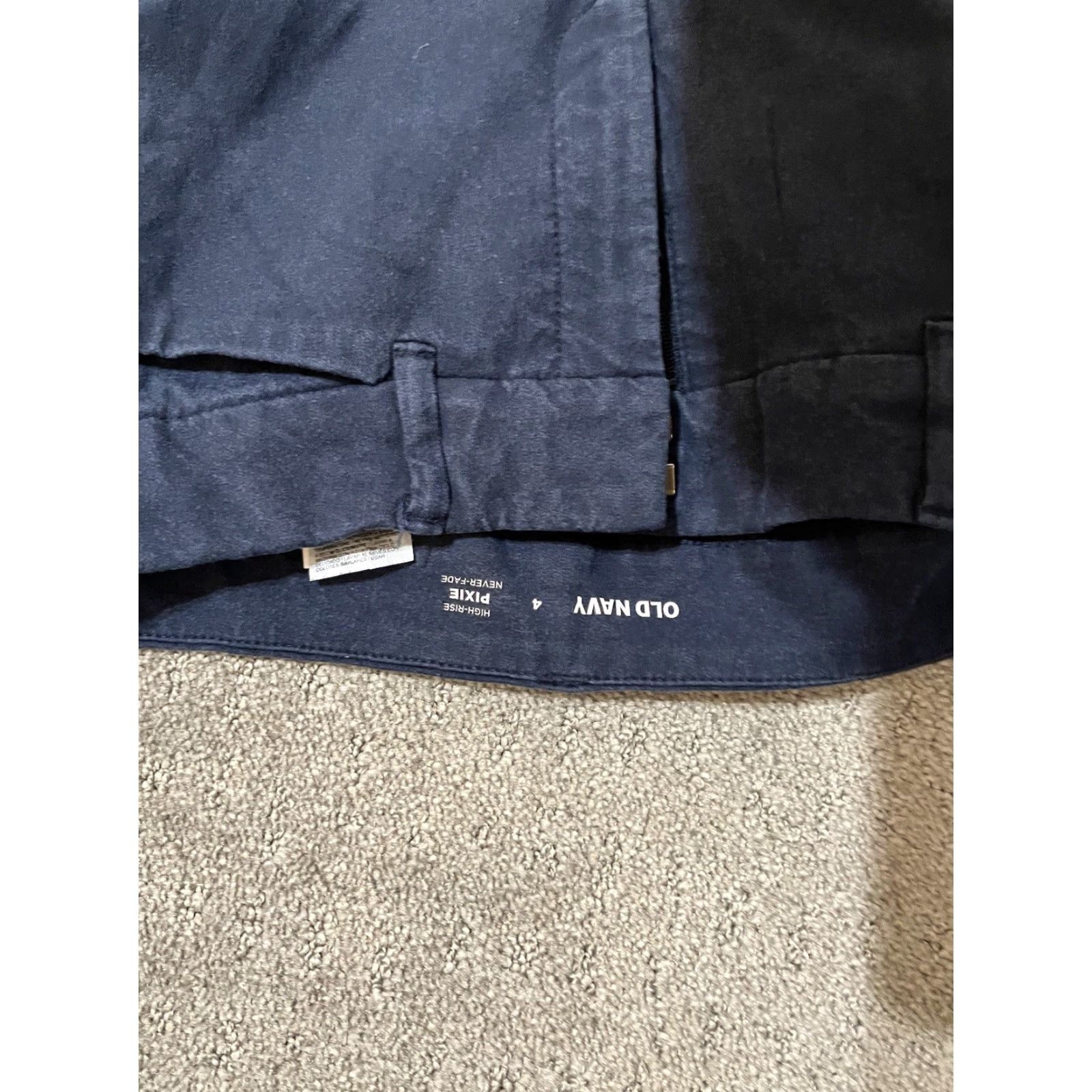 Old Navy Old Navy Pixie Pants Women Size 4 Navy Blue High Rise Secret Slim Pocke Size 27" / US 4 / IT 40 - 5 Thumbnail