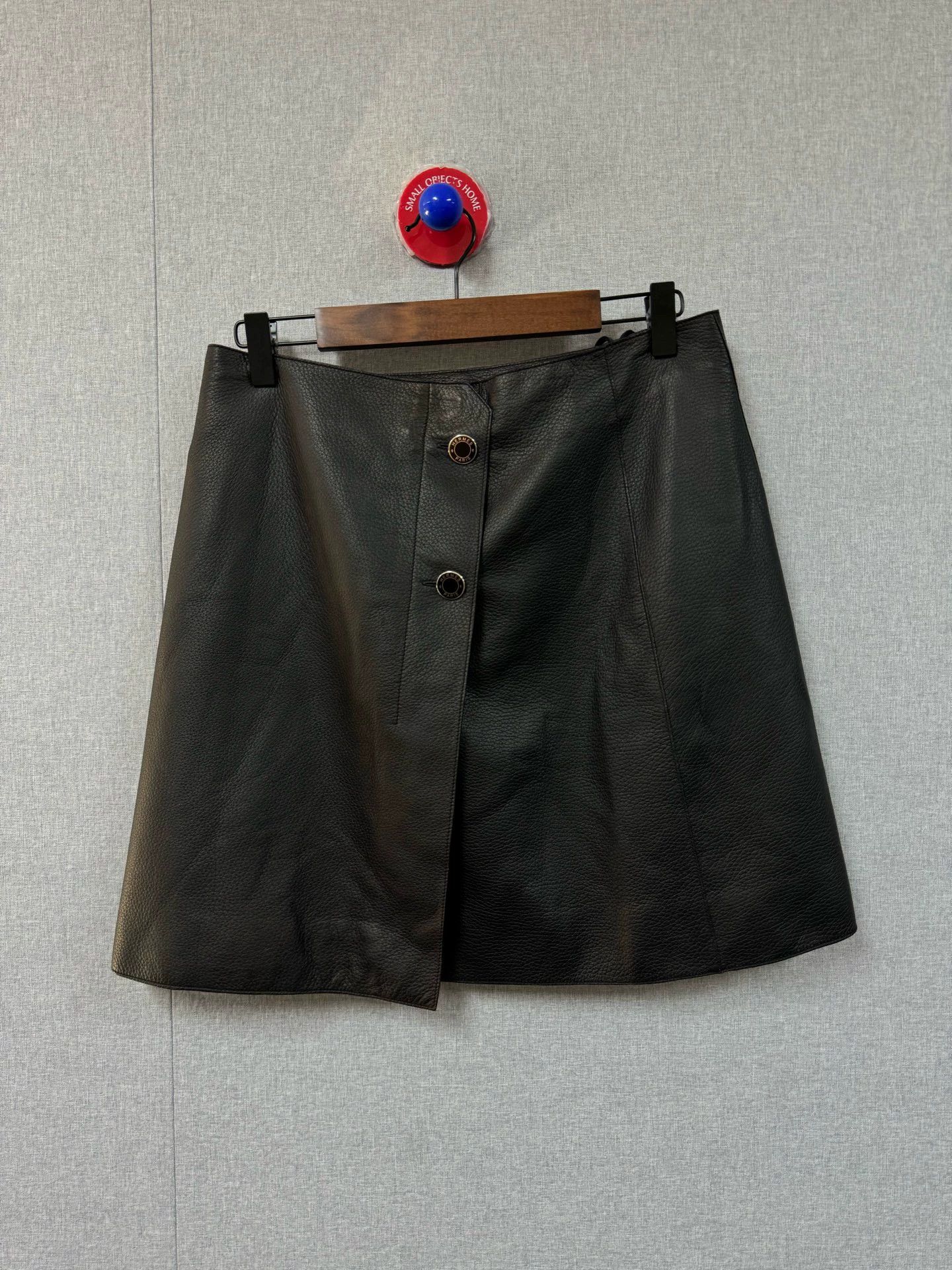 Hermes Hermes Black Leather Mini Skirt, Size 26" / US 2 / IT 38 - 1 Thumbnail