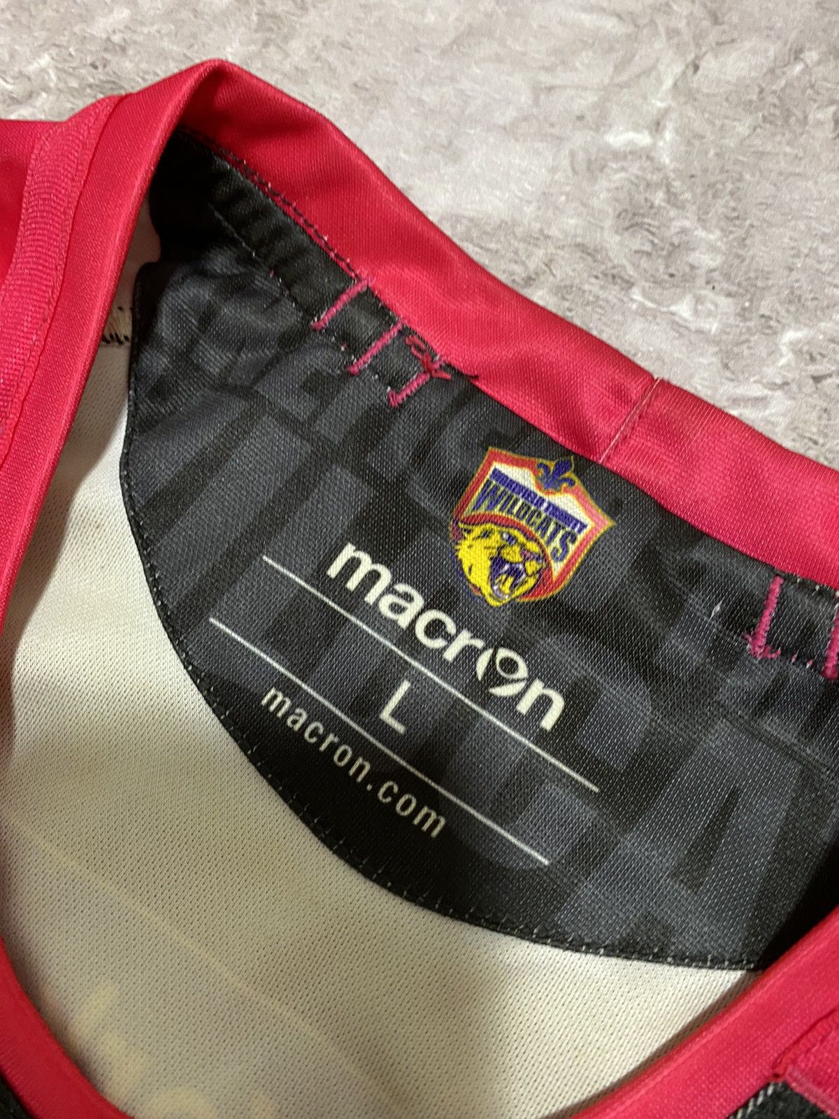 Macron Macron 2014 Wakefield Wildcats Away Rugby League Jersey Y2K Size US L / EU 52-54 / 3 - 13 Thumbnail