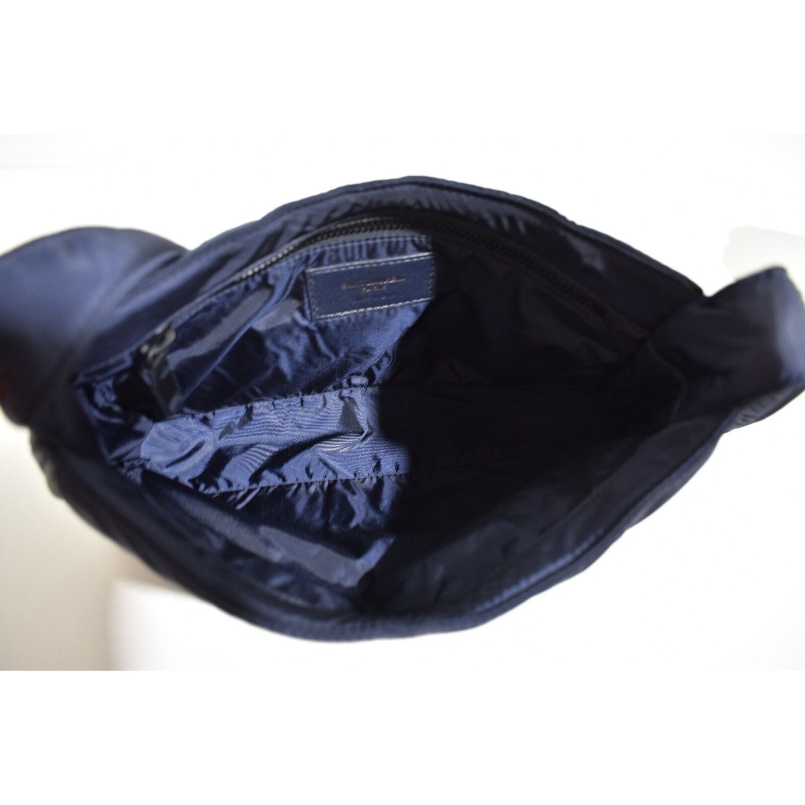 Yves Saint Laurent Saint Laurent Navy Blue Bronze Logo Shoulder Bag Size ONE SIZE - 14 Thumbnail