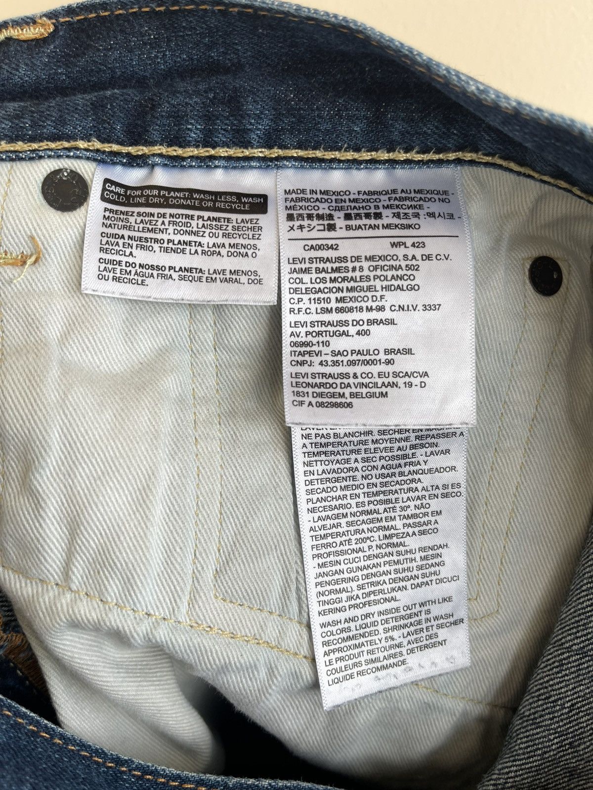 Levi's 501 Selvedge Denim Straight Leg Regular Fit 5 Pocket Jeans Size US 32 / EU 48 - 13 Thumbnail