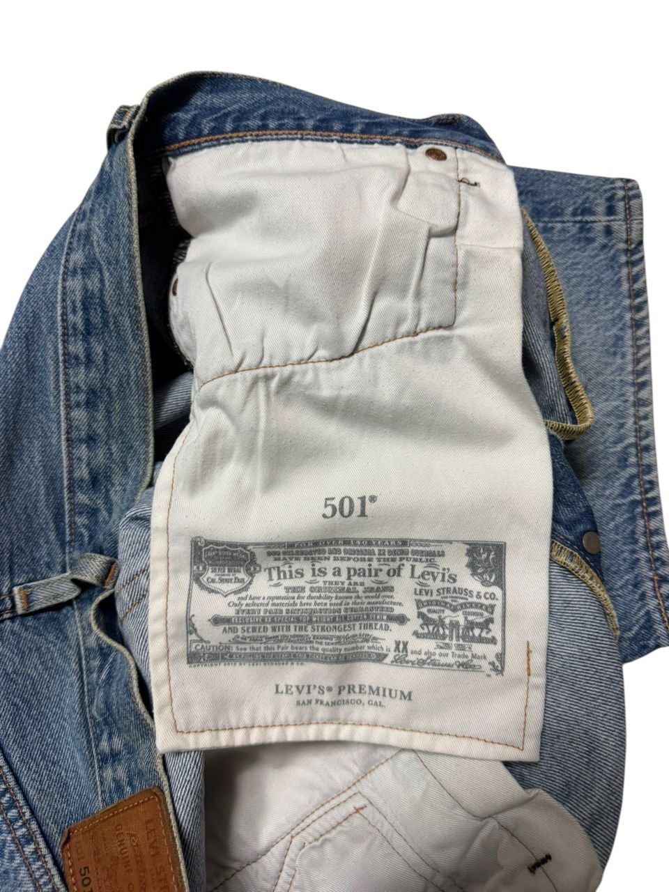 Levi's VINTAGE 2000s Y2K LEVI’S 501 STONED WASH SHORT Size US 32 / EU 48 - 10 Thumbnail