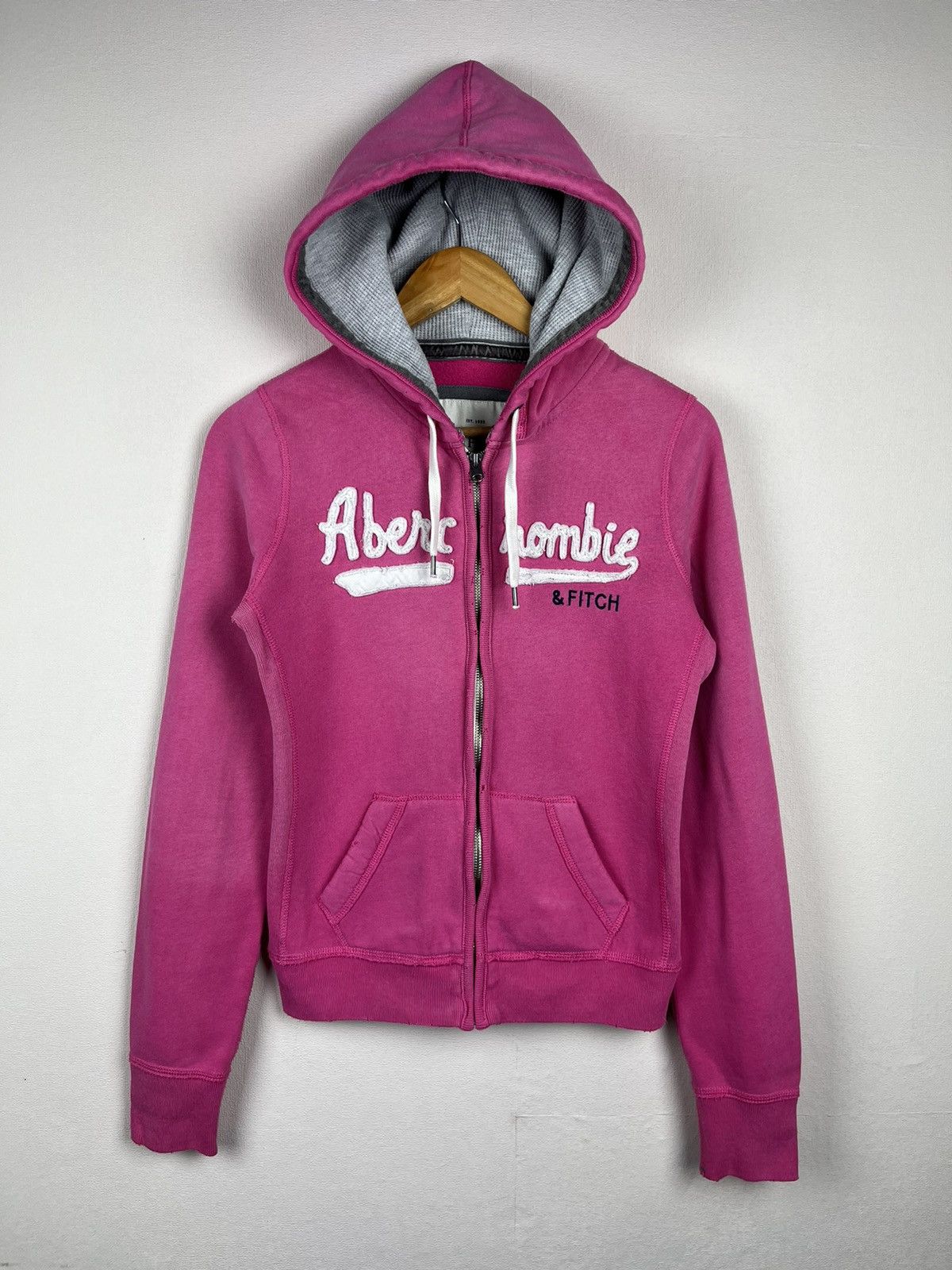 Abercrombie & Fitch Abercrombie & Fitch Y2K Muscle Women's Zip Up Hoodie Pink Size M / US 6-8 / IT 42-44 - 1 Thumbnail