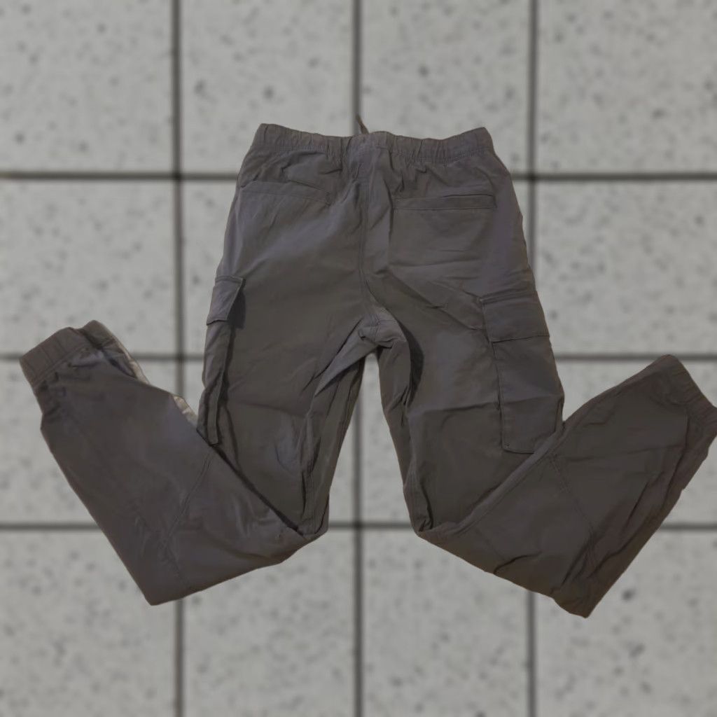 H&M Mens H&M Cargo Pants S Small Gray Cotton Jogger Pants Regular Waist Drawstring Activewear Mens Size US 29 - 1 Thumbnail