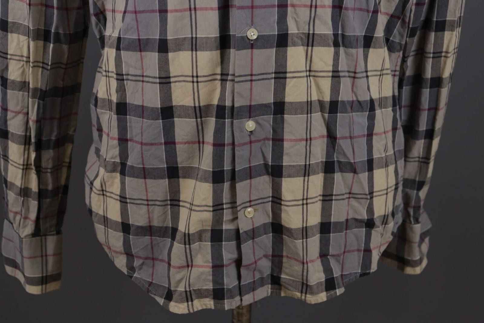 Barbour Barbour Herbert Tailored Fit Tartan Button Down Shirt Size M Size US L / EU 52-54 / 3 - 3 Thumbnail