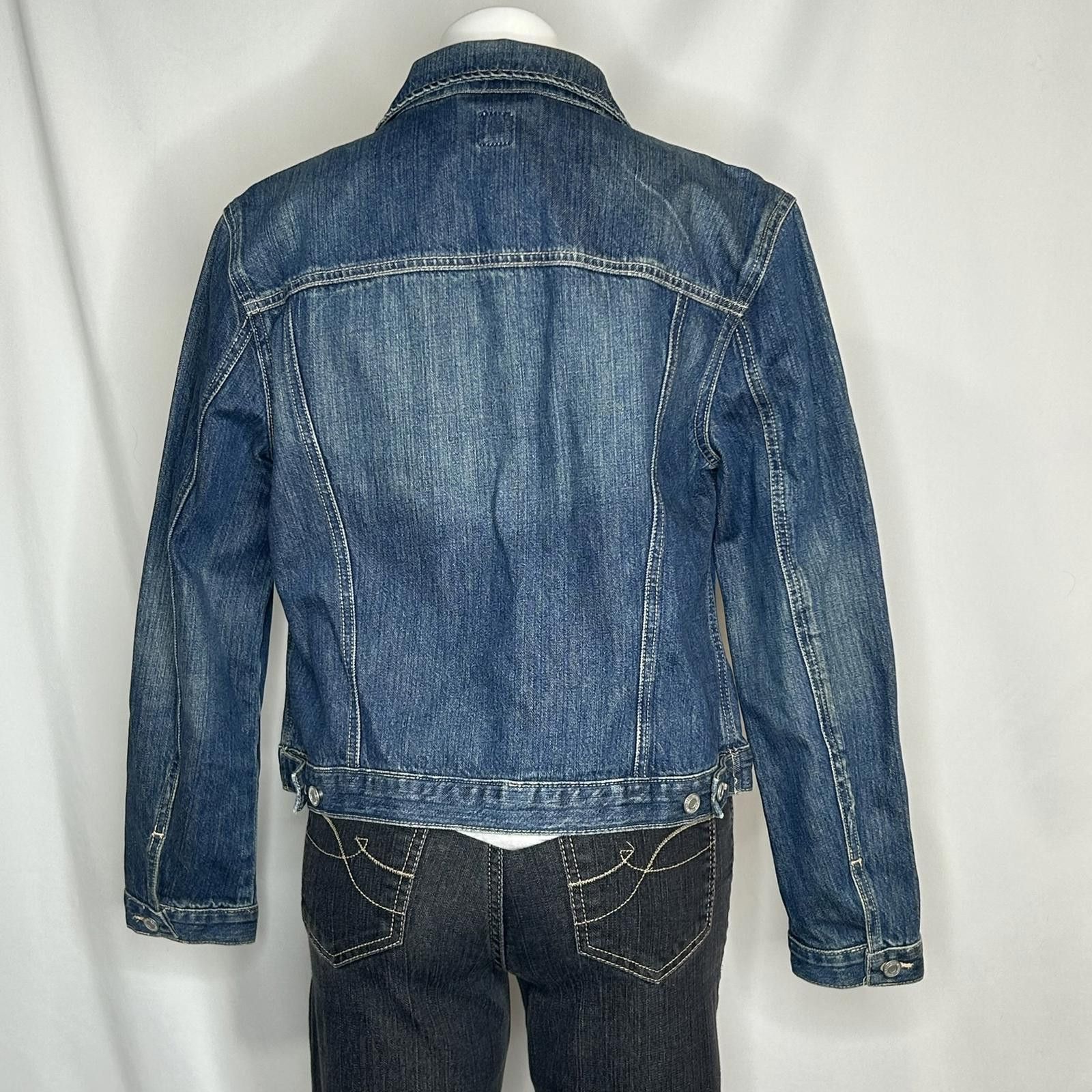 Gap GAP Factory Women's Classic Dark Wash Denim Jacket, Medium Size M / US 6-8 / IT 42-44 - 3 Thumbnail