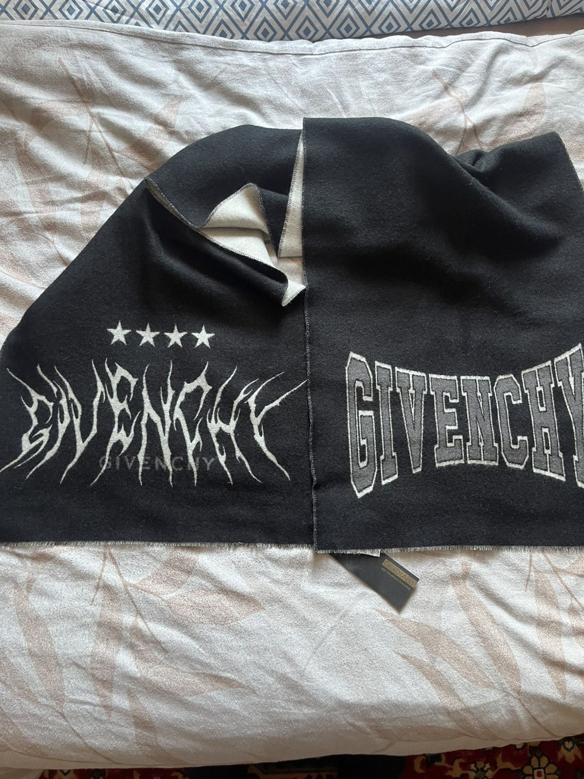Givenchy Givenchy Intarsien-Schal mit Logo Size ONE SIZE - 1 Thumbnail