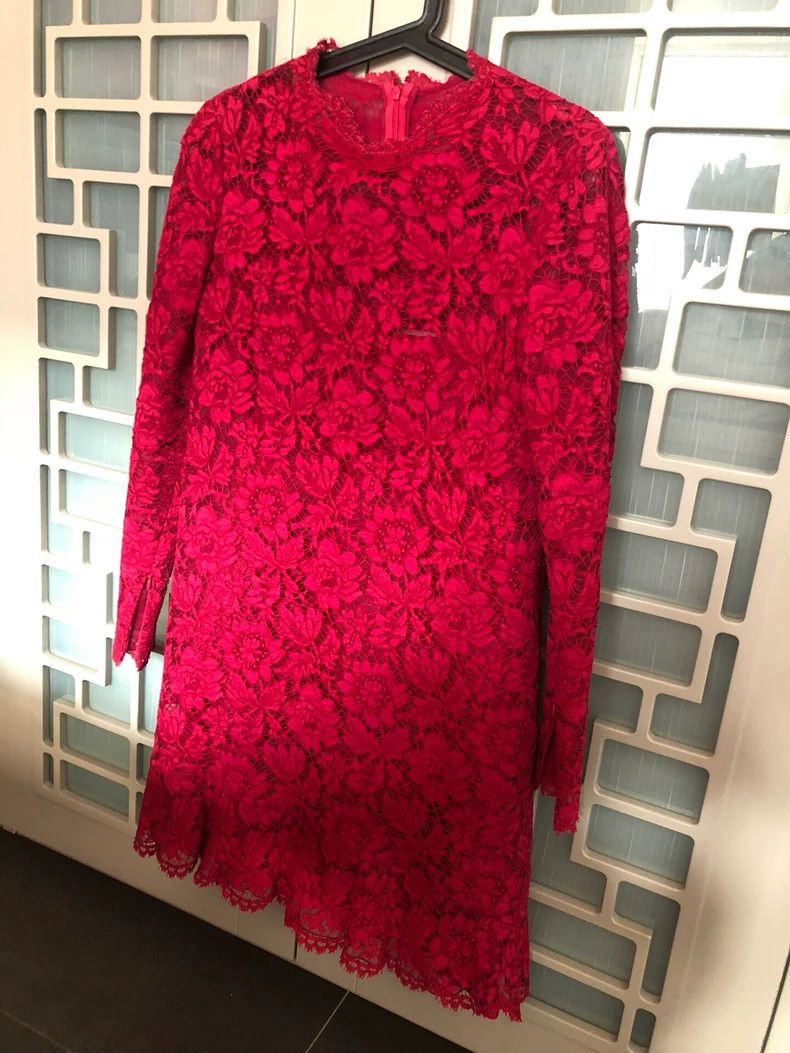 Valentino Valentino Lace dress Size M / US 6-8 / IT 42-44 - 1 Thumbnail