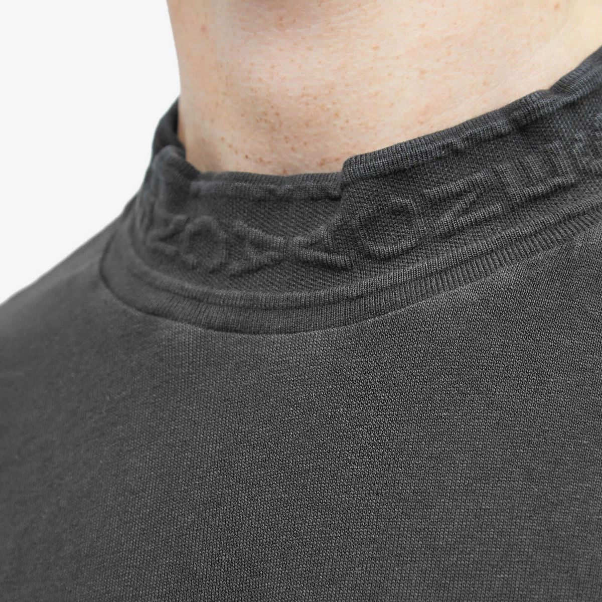 Acne Studios Elco Chain Rib Oversized L T-Shirt in Faded Gray/Black Size US L / EU 52-54 / 3 - 9 Thumbnail