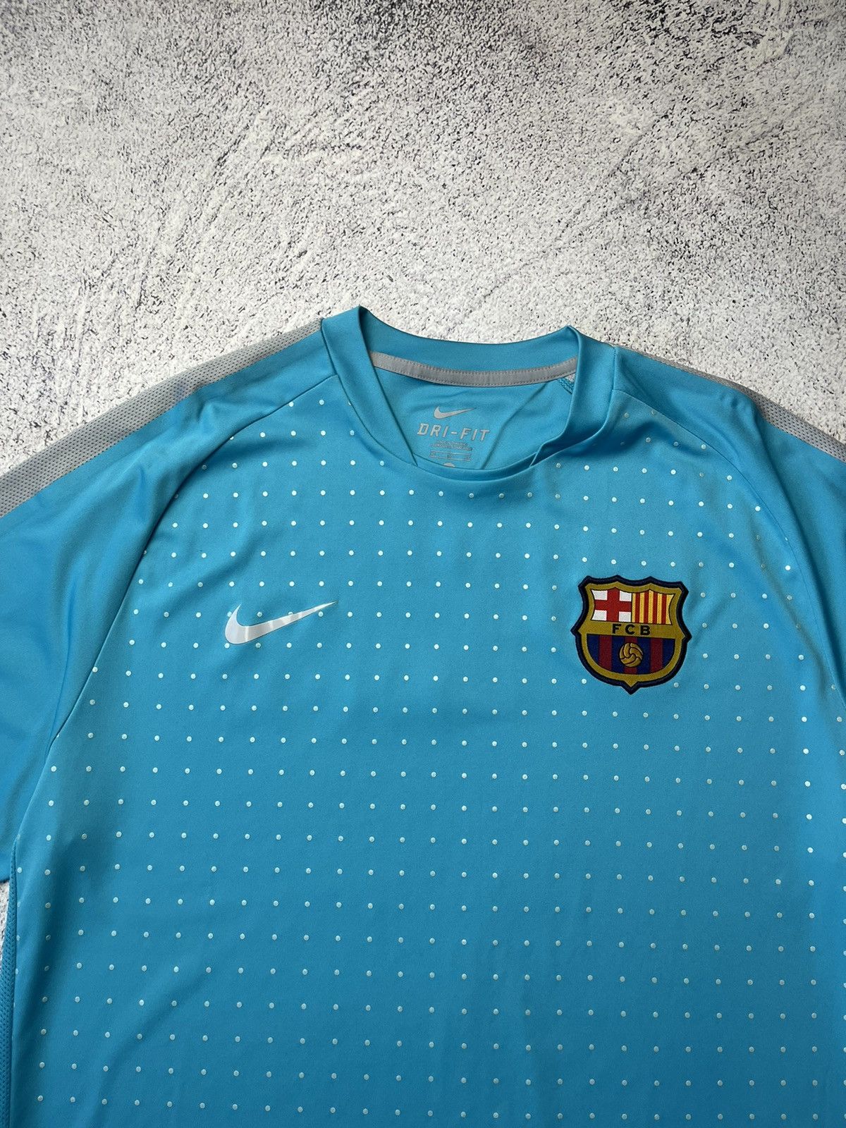 Nike Vintage Nike Barcelona Soccer Jersey Size US XL / EU 56 / 4 - 8 Thumbnail